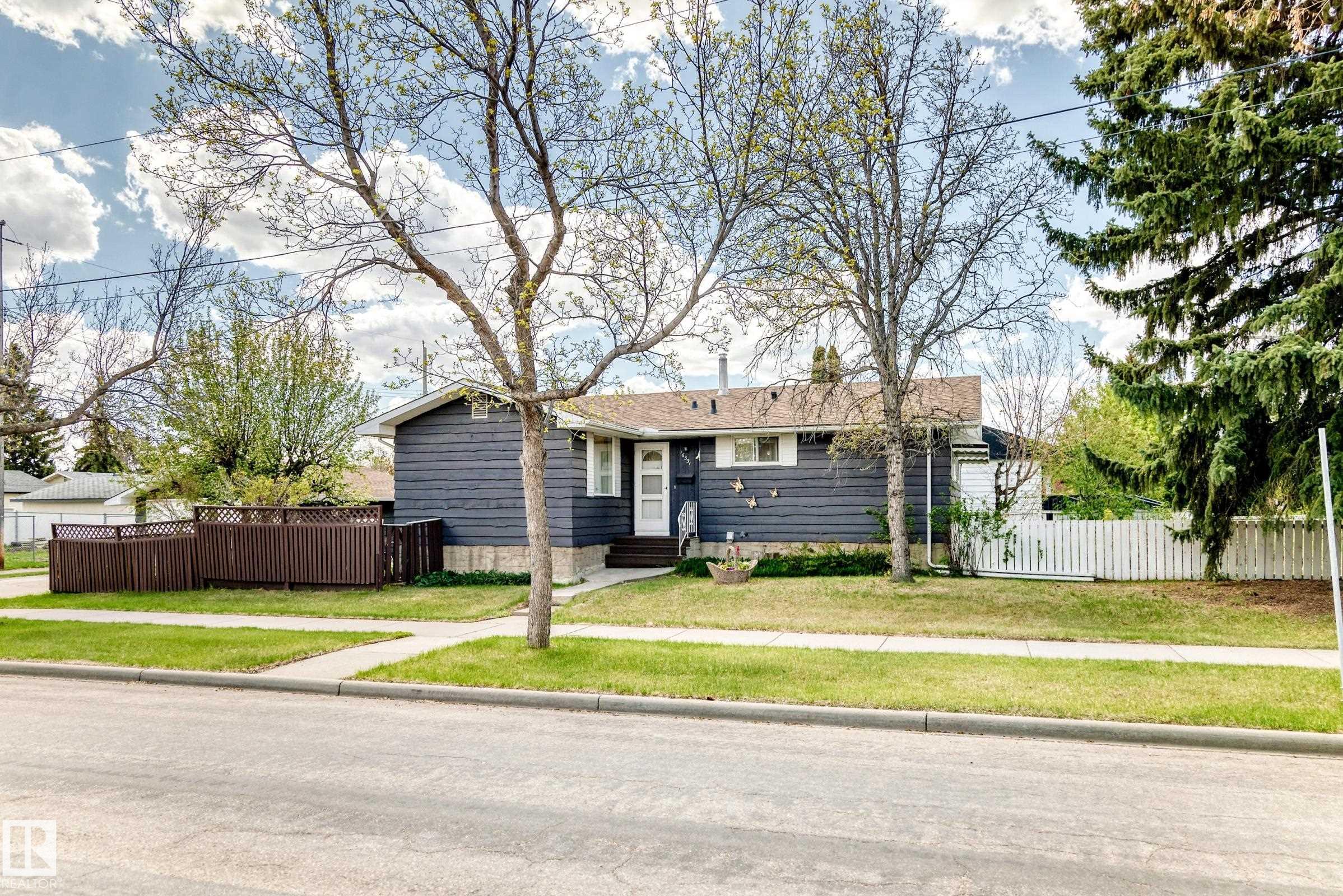 16331 109 Avenue NW, Mayfield, Edmonton