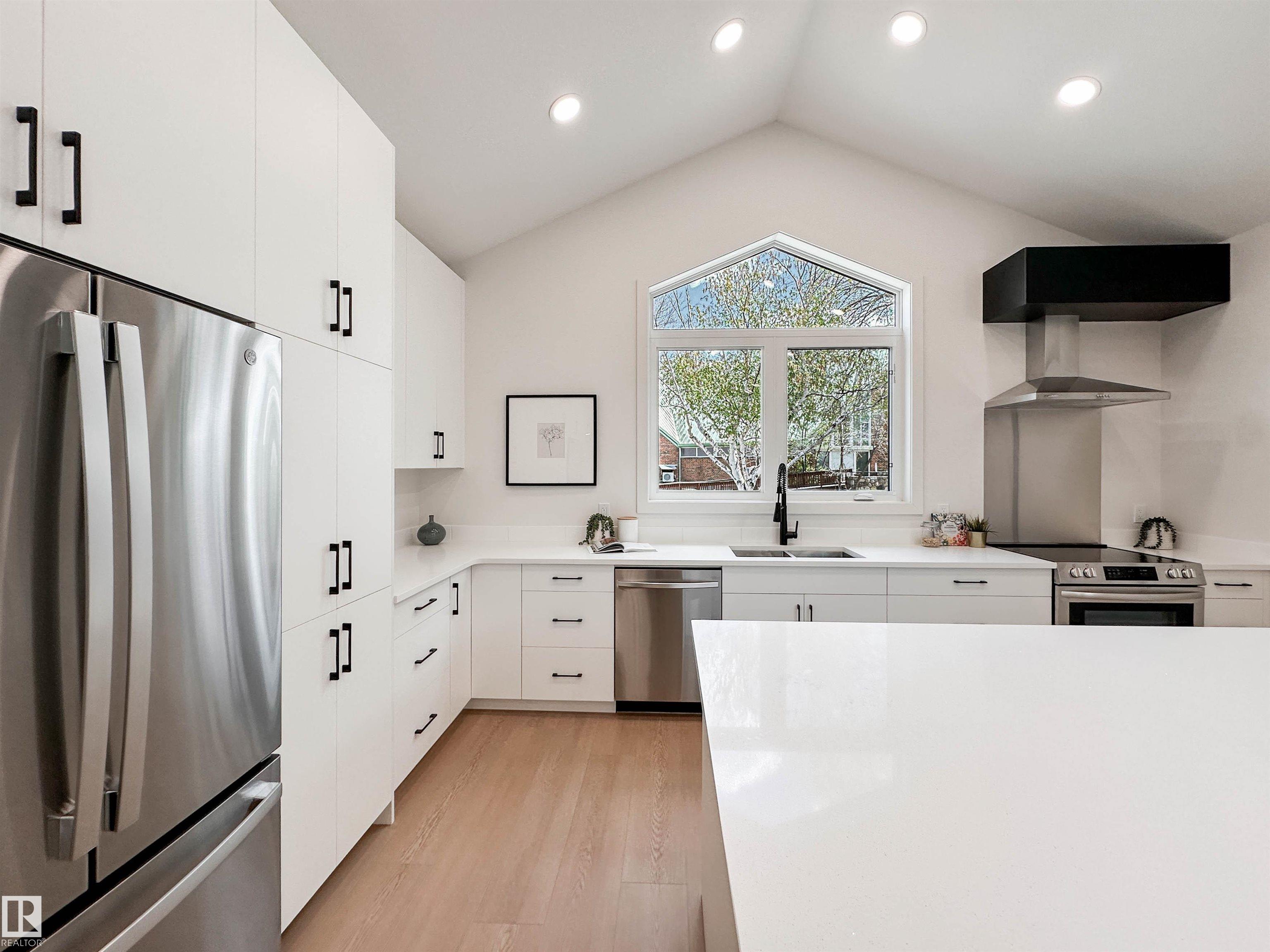 Photo 9 at 12342 131 Street NW, Sherbrooke, Edmonton