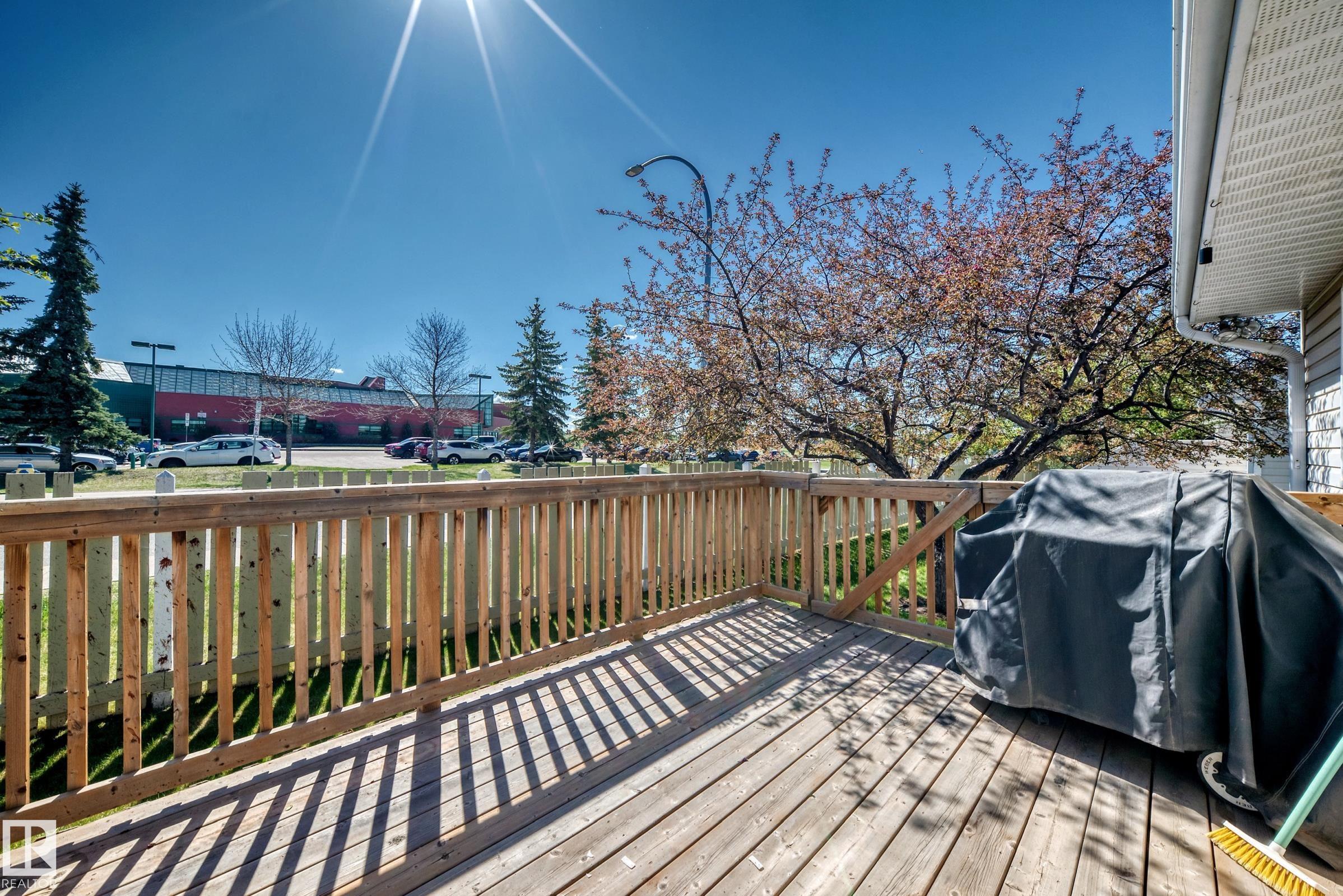 https://zimg.paragon.ice.com/ParagonImages/Property/PM/RAE/225402309/34/0/0/2f5876ef99354920e15c8f64574bf966/1/40b1fc5436553ca230b63c37befbdca1/225402309-6530c958-f28f-4ea2-ae06-bba3ed148070.JPG