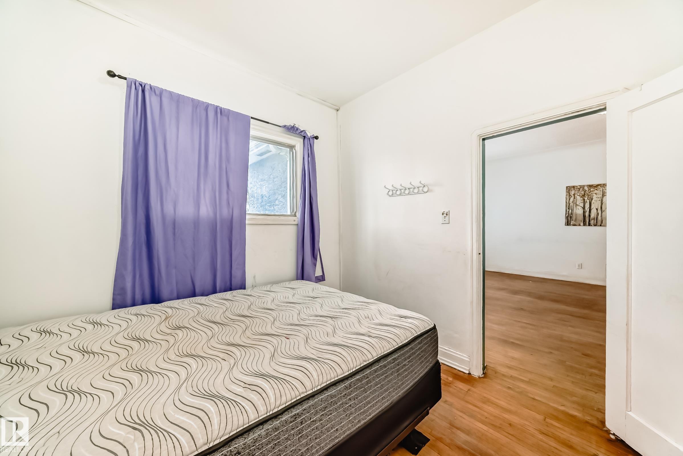 Photo 15 at 10564 92 Street NW, Boyle Street, Edmonton