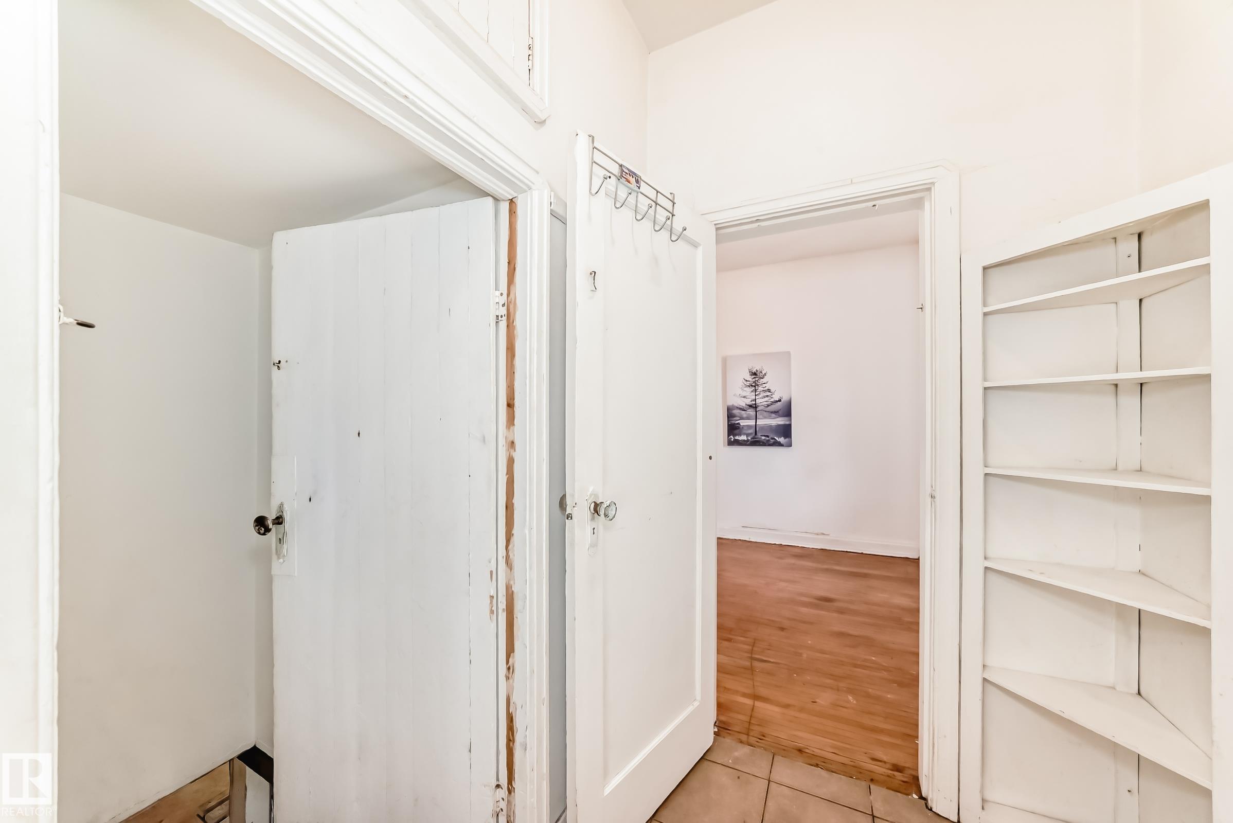 Photo 21 at 10564 92 Street NW, Boyle Street, Edmonton