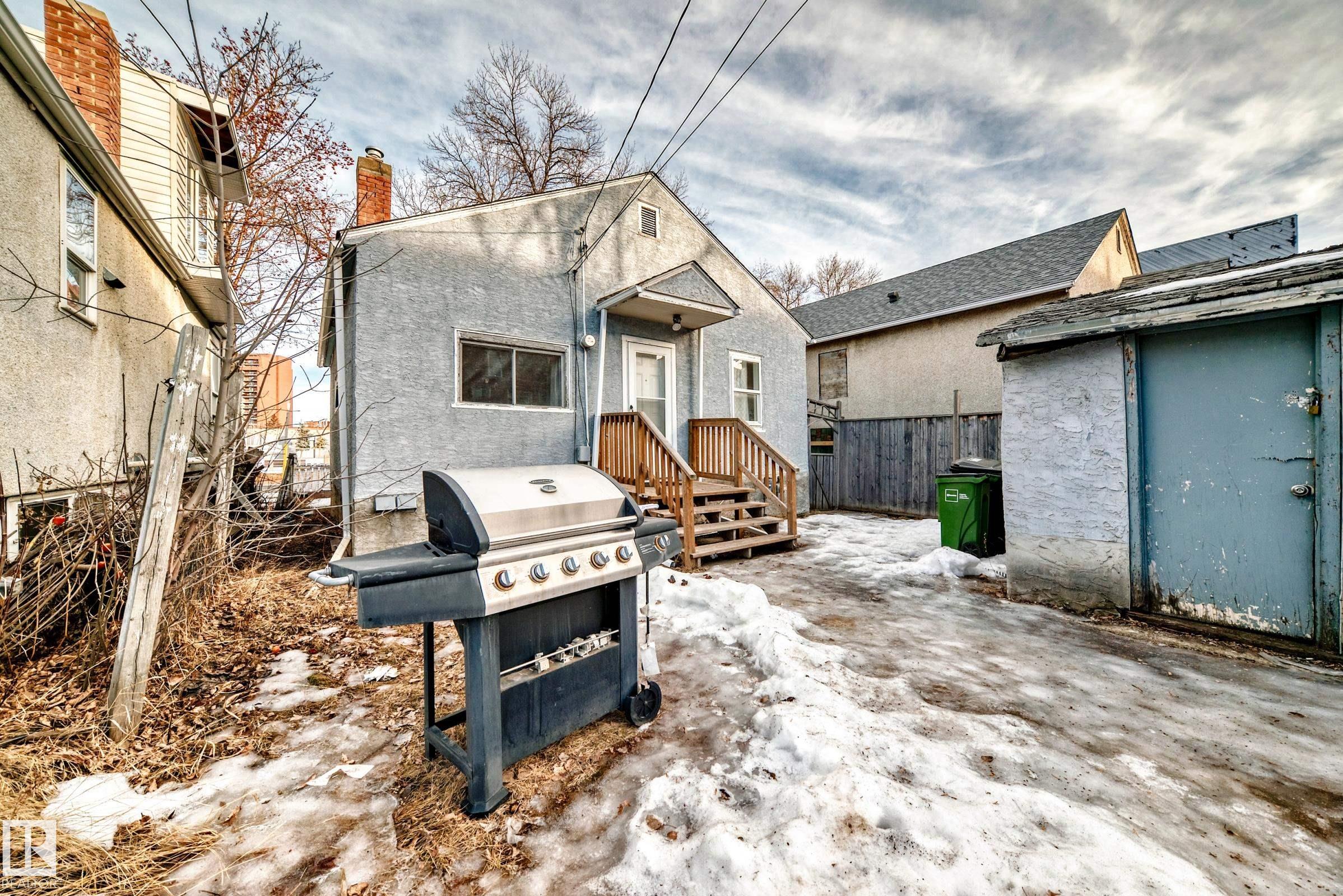 Photo 35 at 10564 92 Street NW, Boyle Street, Edmonton