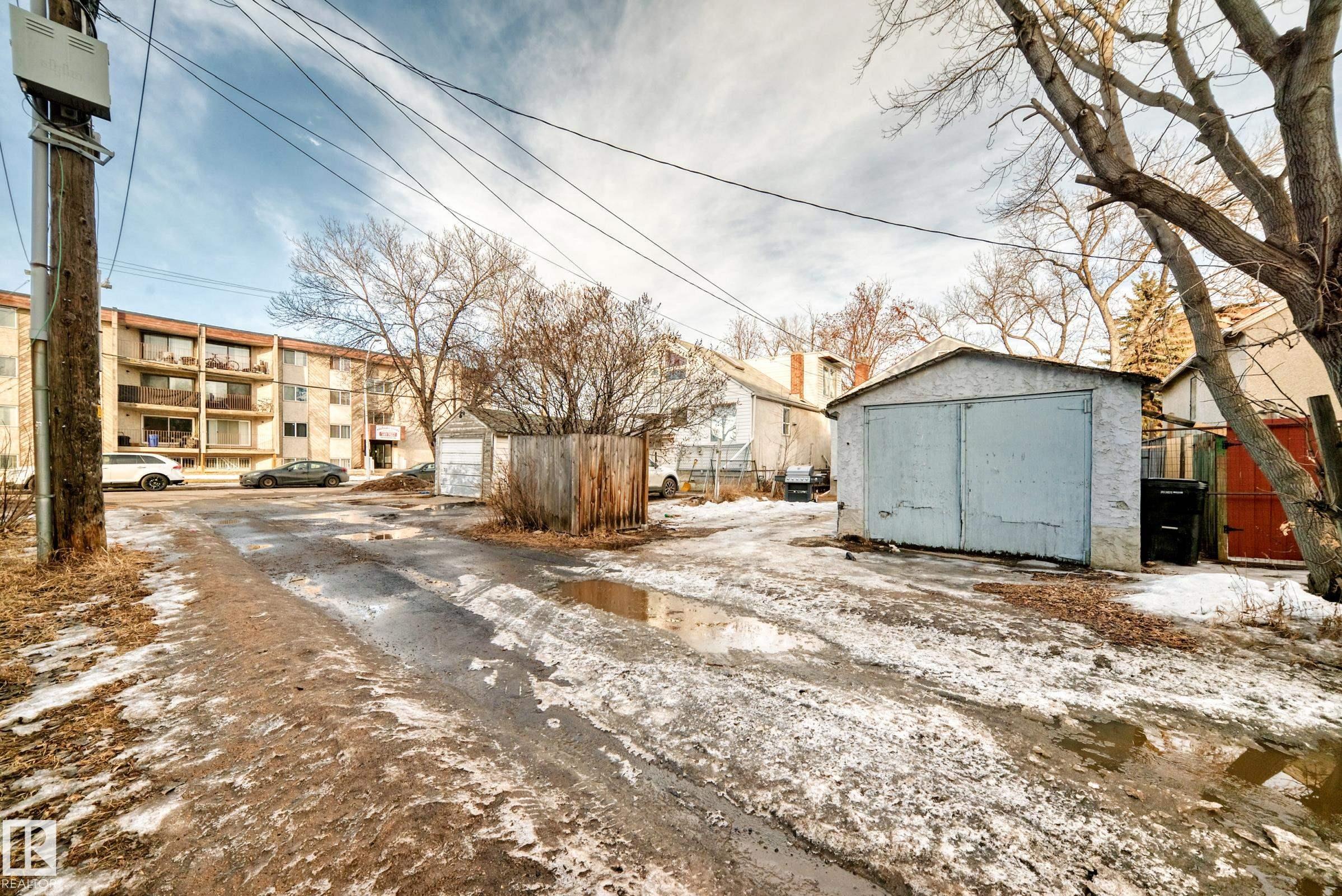 Photo 38 at 10564 92 Street NW, Boyle Street, Edmonton