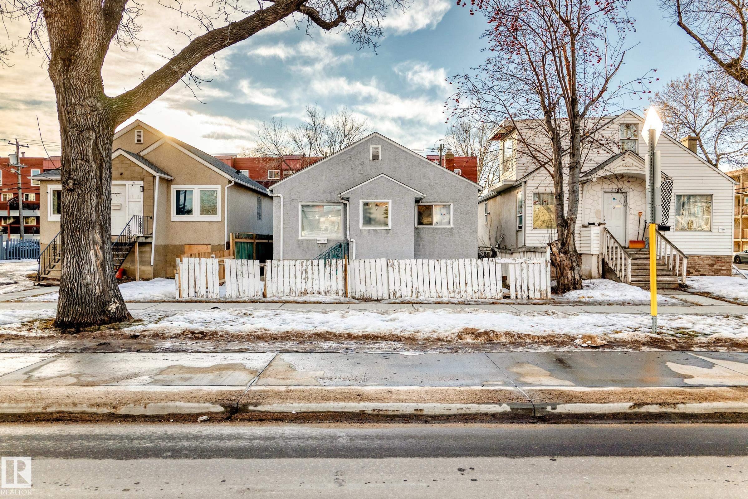 Photo 43 at 10564 92 Street NW, Boyle Street, Edmonton