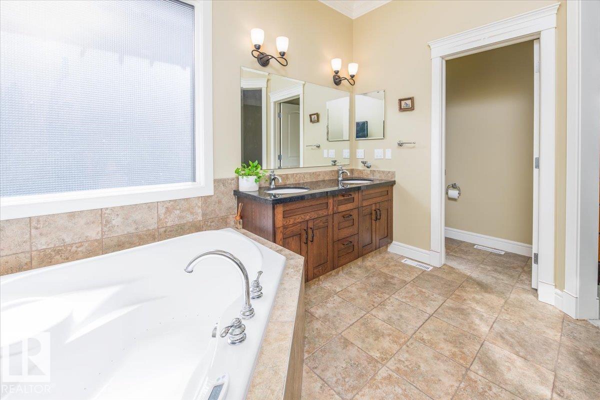 Photo 7 at 2413 Tegler Green NW, Terwillegar Towne, Edmonton