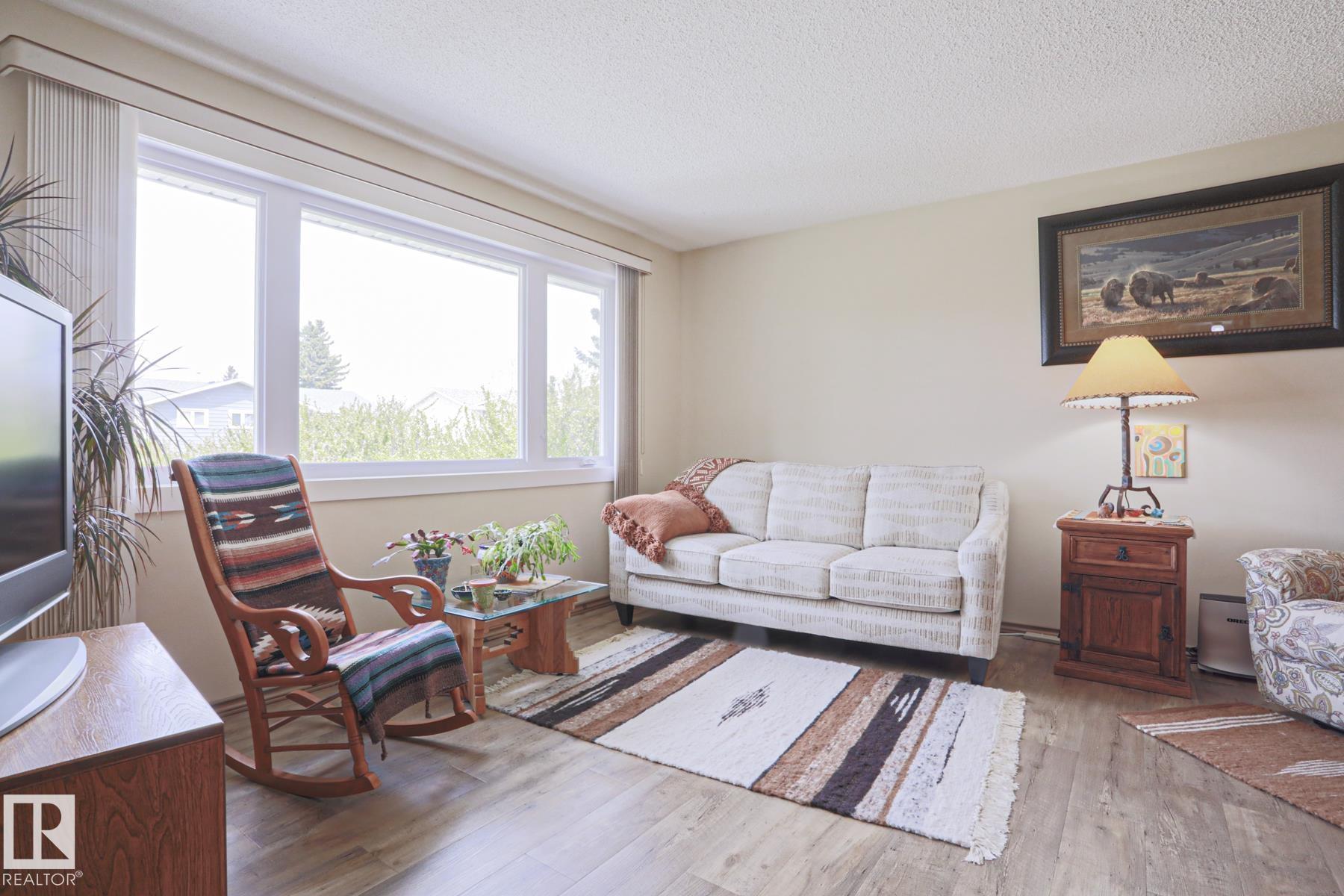 4421 43 Avenue, South Park, Leduc