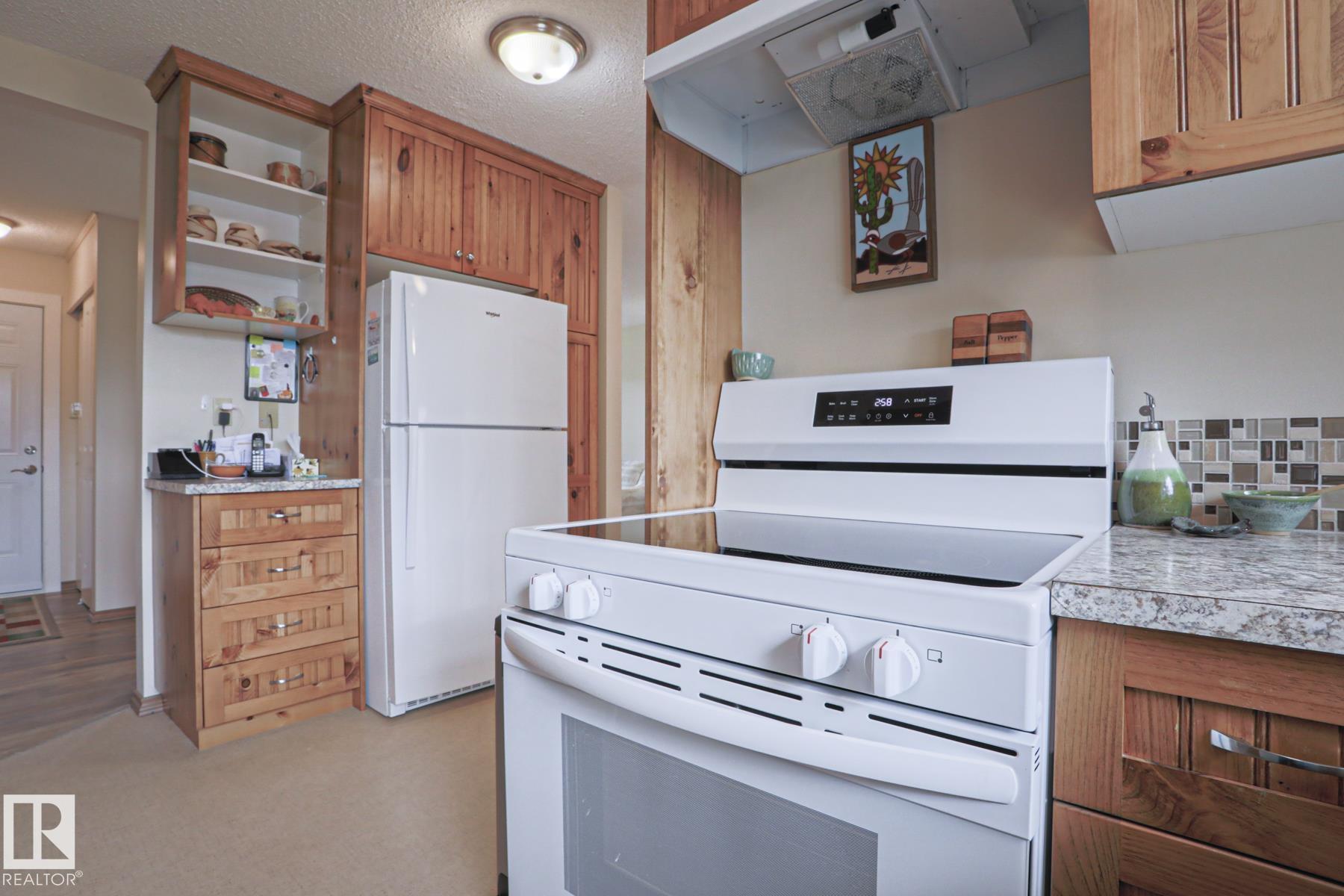 Photo 14 at 4421 43 Avenue, South Park, Leduc