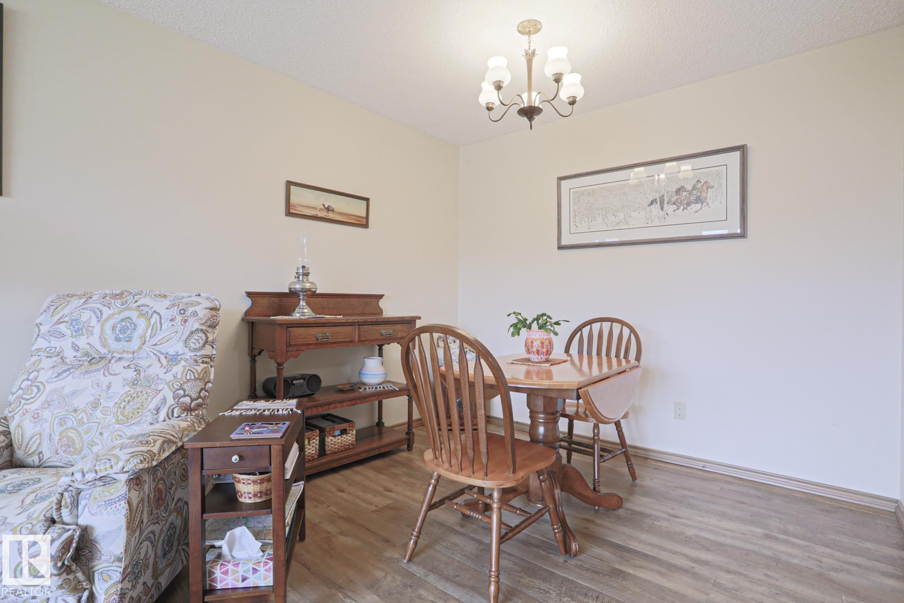 4421 43 Avenue, South Park, Leduc