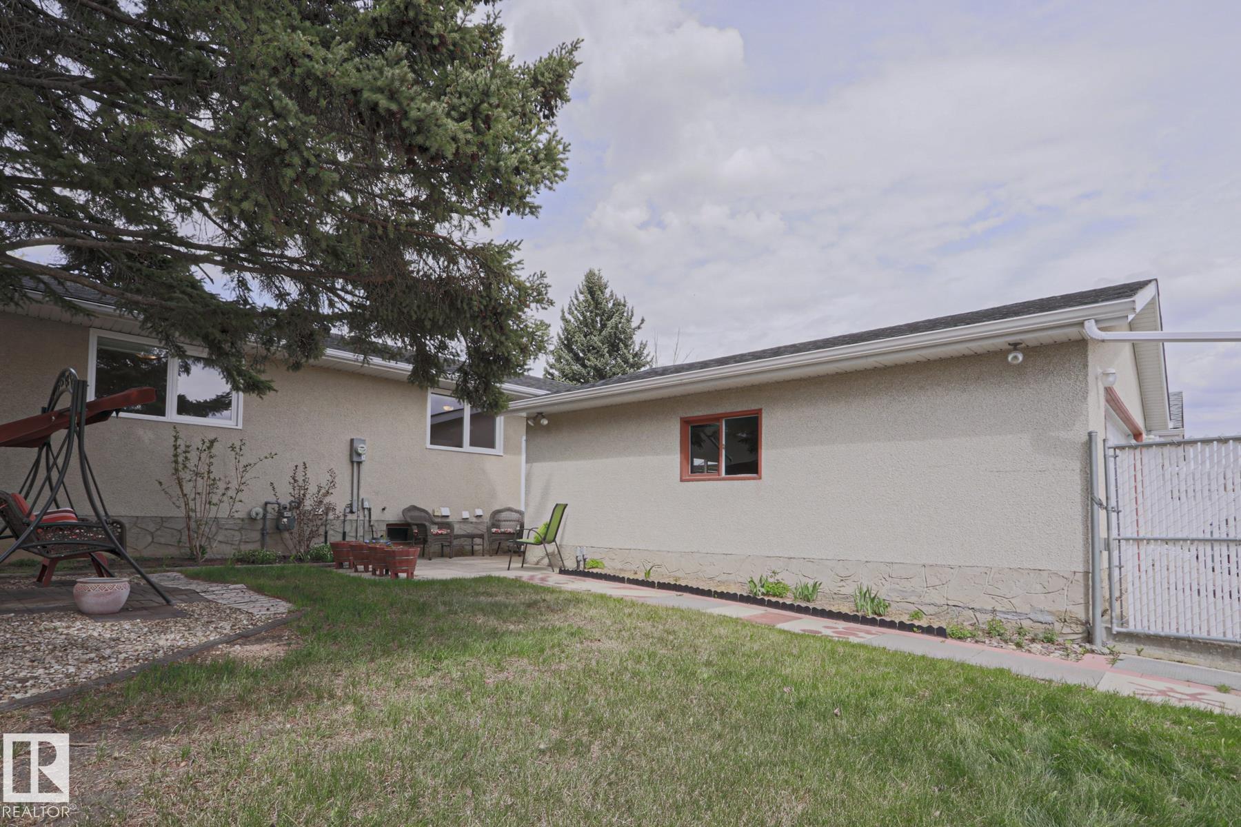 Photo 52 at 4421 43 Avenue, South Park, Leduc