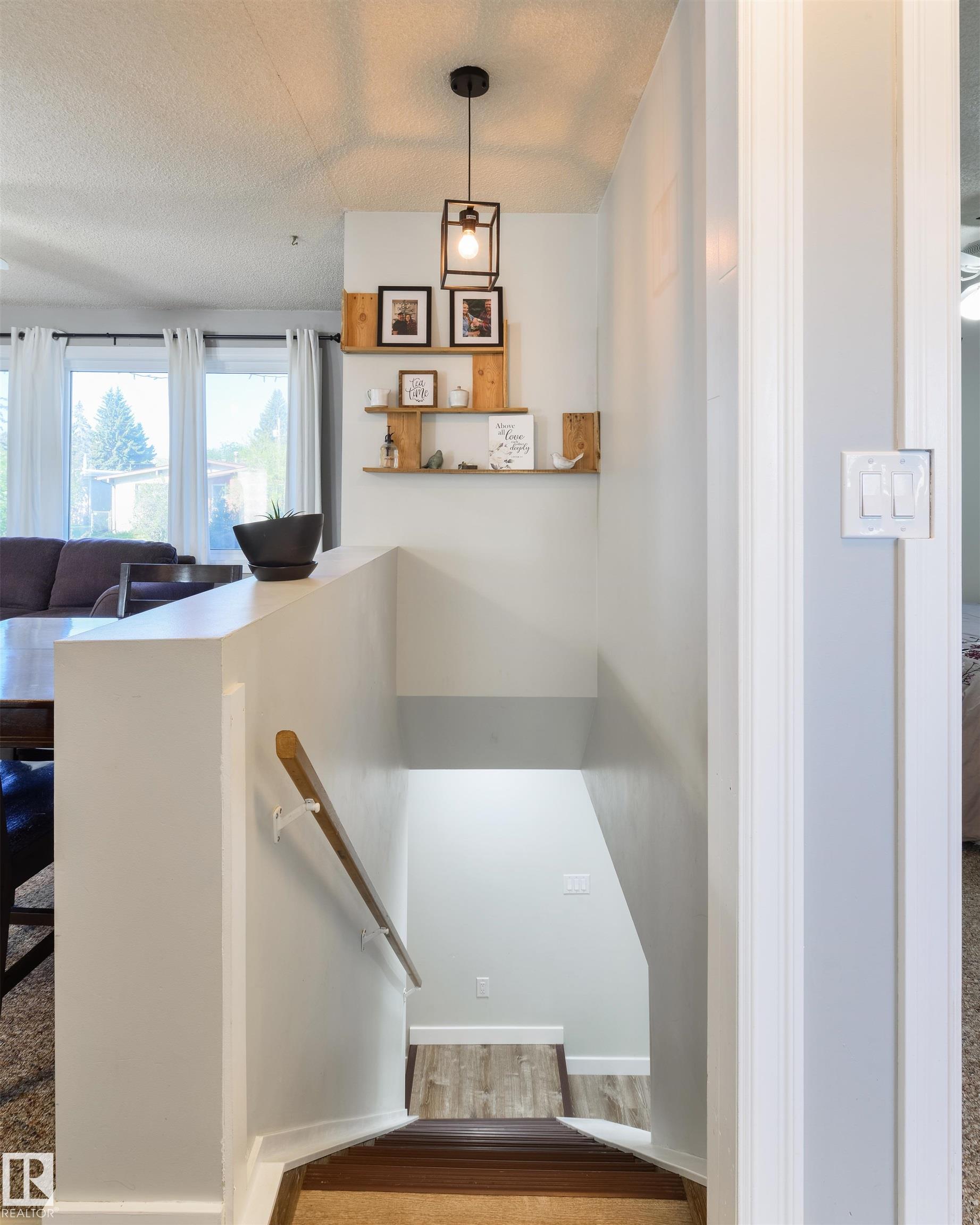 Photo 17 at 12925 87 Street NW, Killarney, Edmonton
