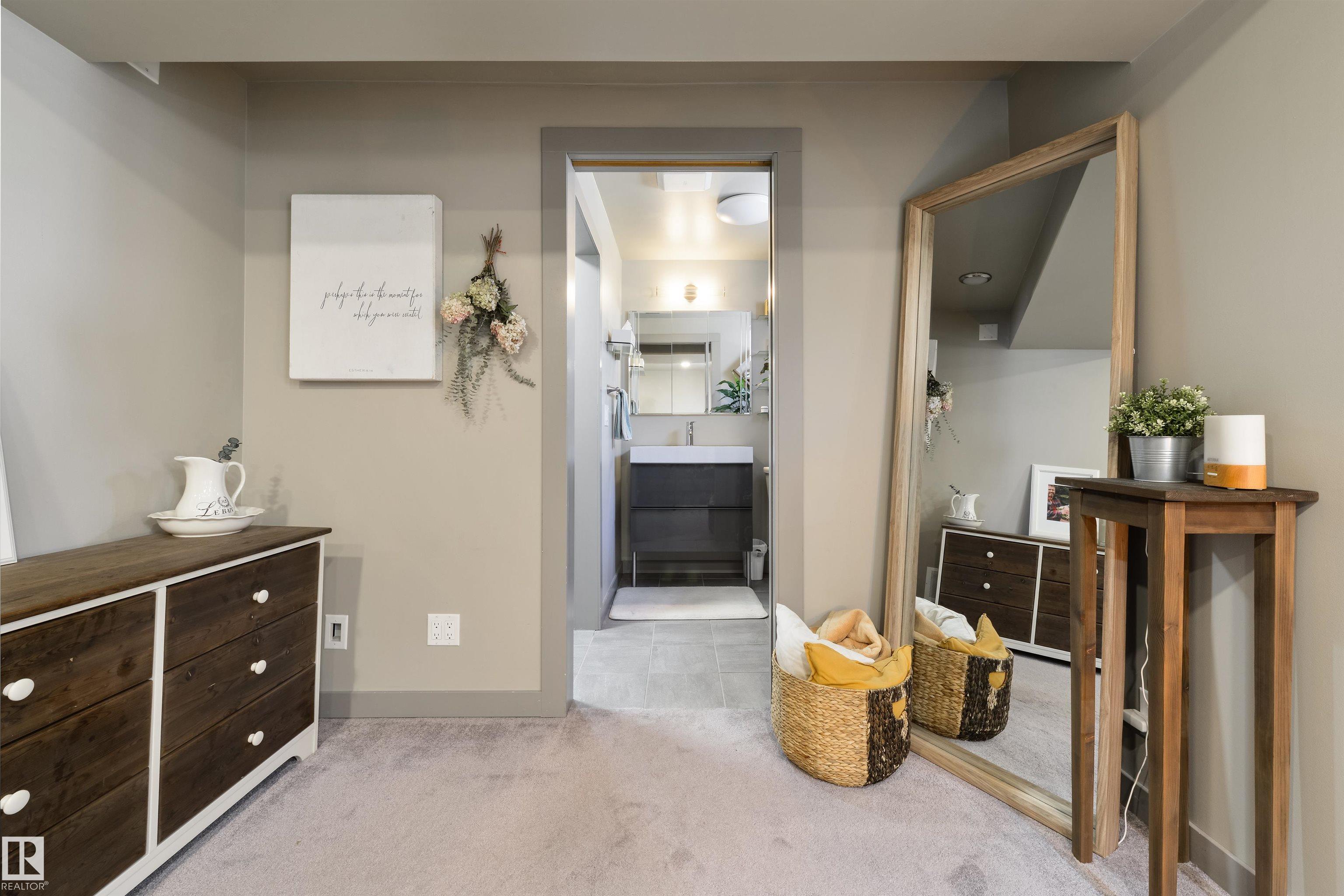 Photo 21 at 12925 87 Street NW, Killarney, Edmonton