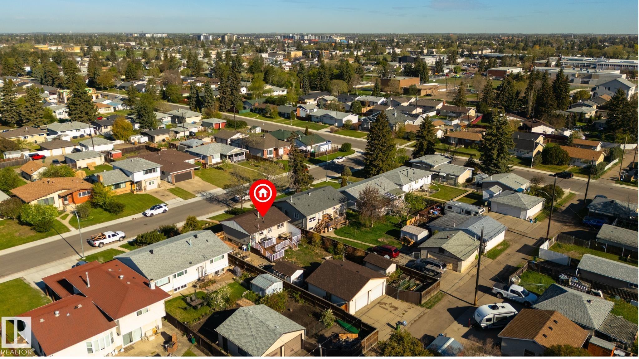 Photo 42 at 12925 87 Street NW, Killarney, Edmonton