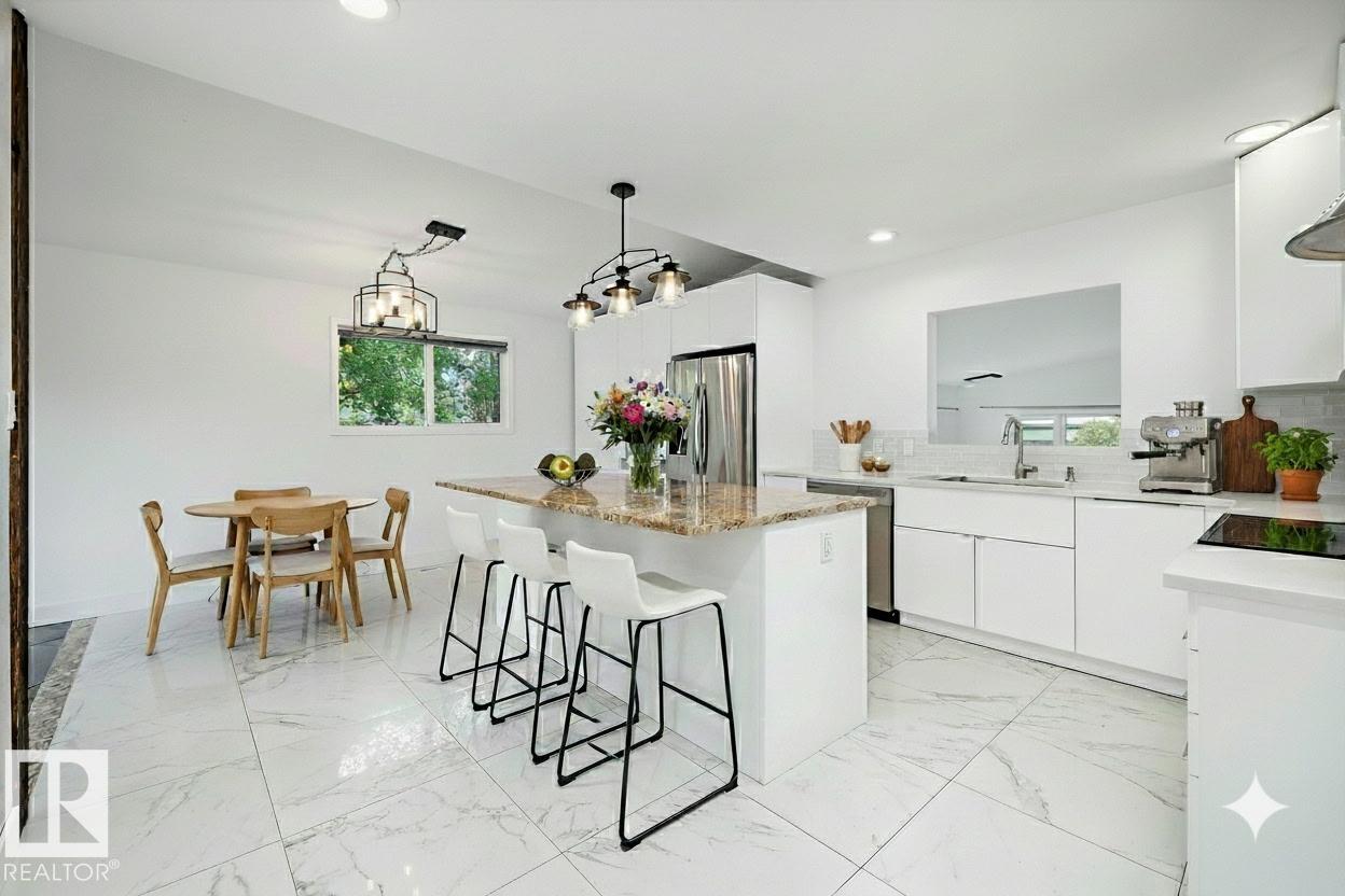Picture for 11525 37A AV NW NW