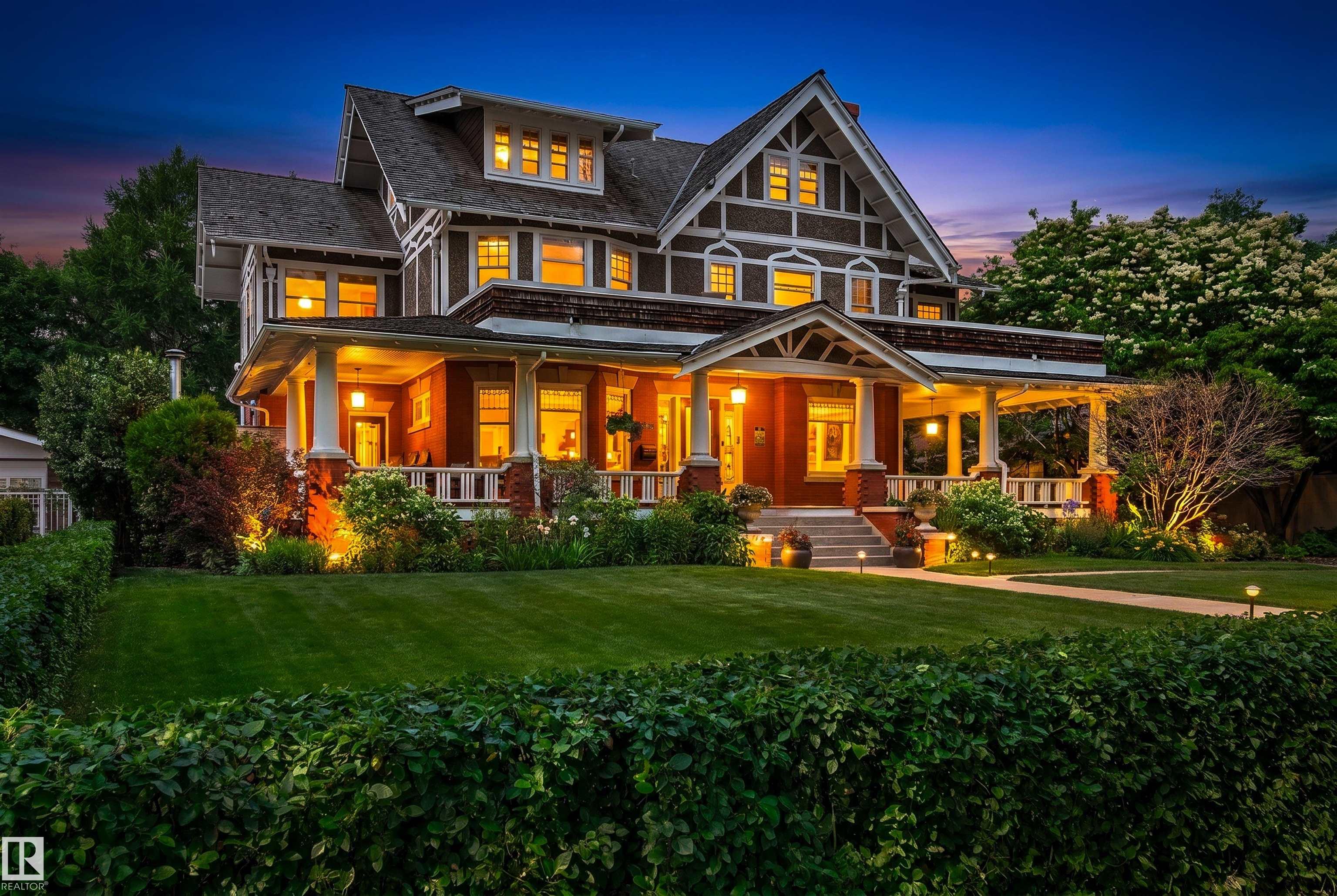 6210 Ada Boulevard NW, Highlands, Edmonton
