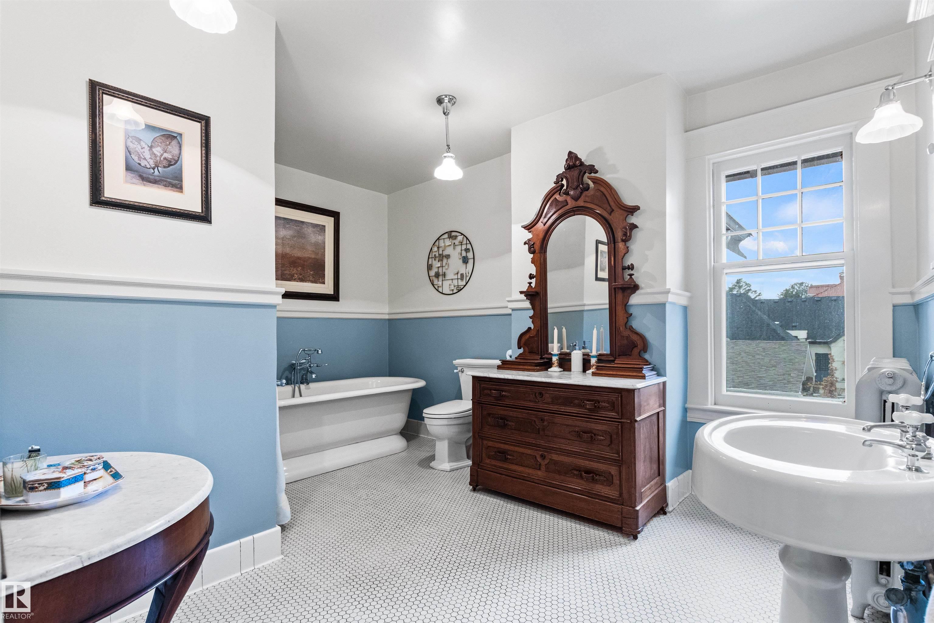 Photo 44 at 6210 Ada Boulevard NW, Highlands, Edmonton