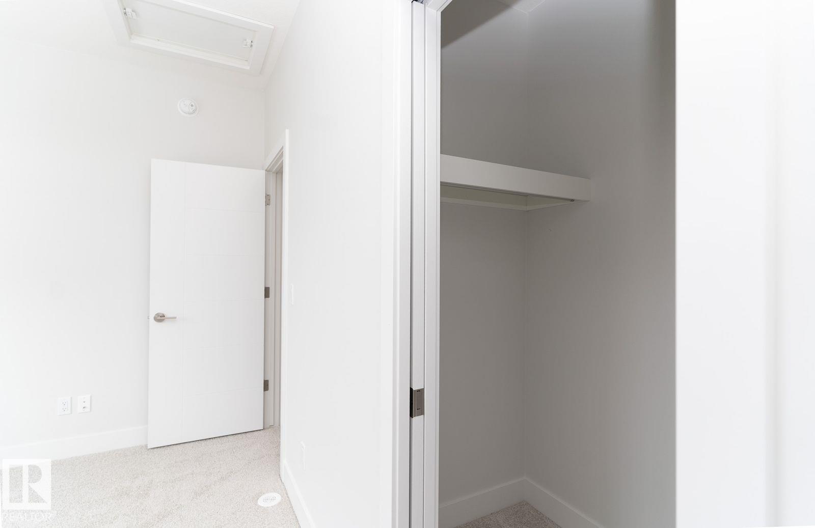 https://zimg.paragon.ice.com/ParagonImages/Property/PM/RAE/225402345/8/0/0/23404cb5f1e91b62602f50ceb553e374/1/cb071e2a85231e3a31f09b27e1c44884/225402345-9a213368-d103-4100-bbc6-761372198817.JPG