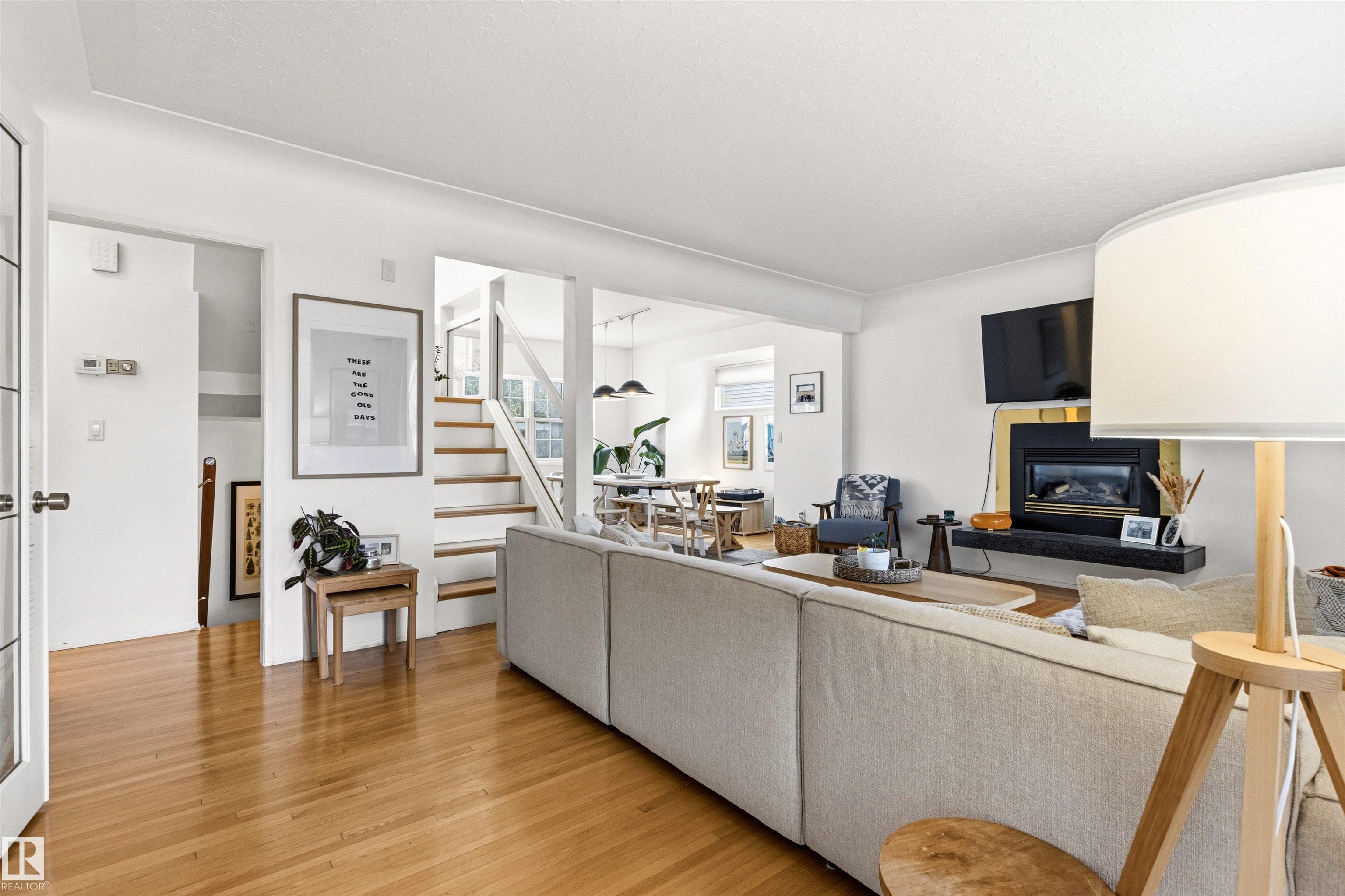 Photo 12 at 11415 73 Avenue NW, Belgravia, Edmonton
