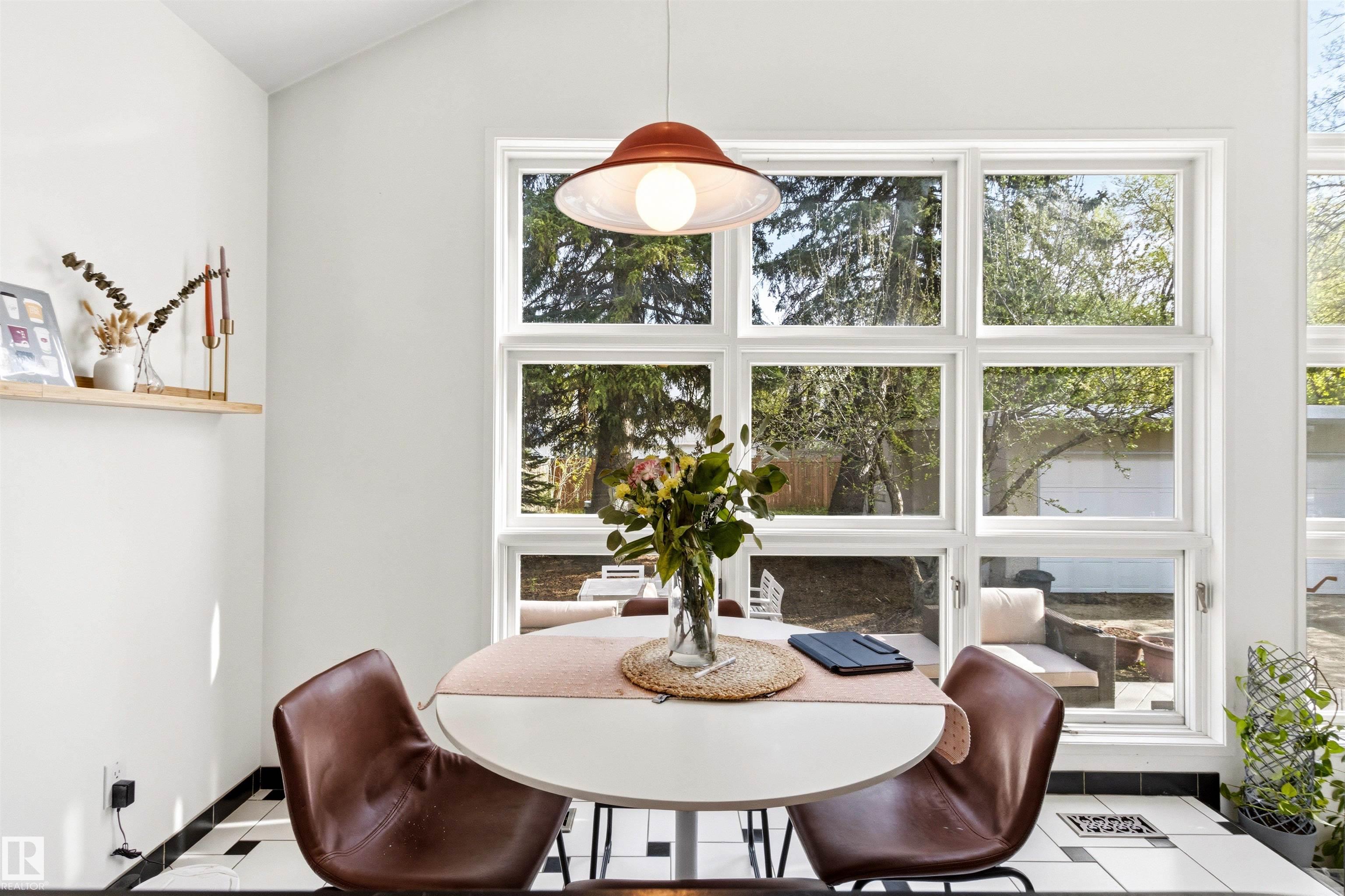 Photo 26 at 11415 73 Avenue NW, Belgravia, Edmonton