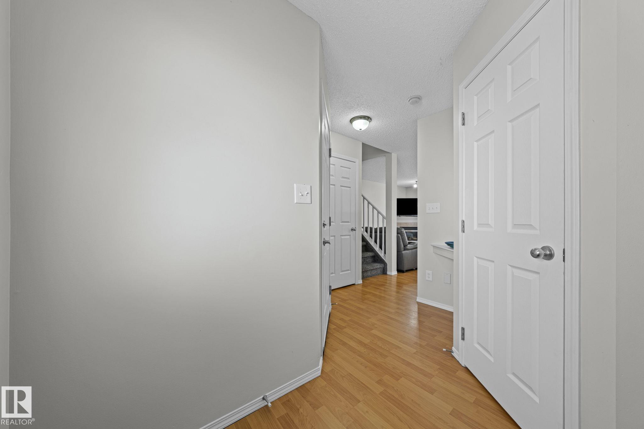97 - 2021 Grantham Court NW, Glastonbury, Edmonton