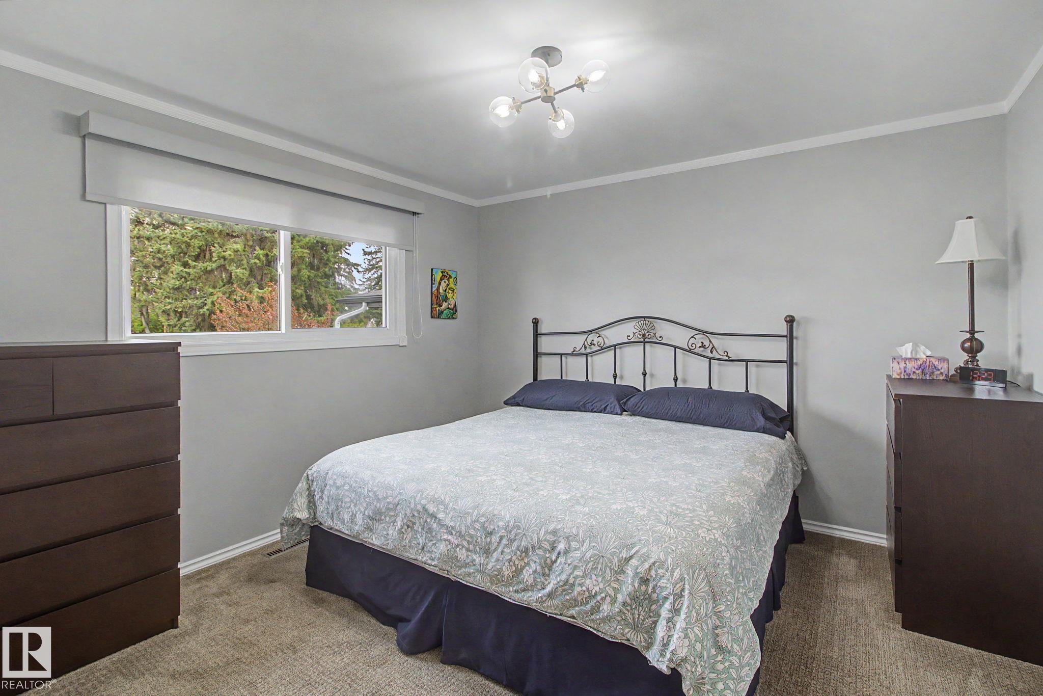 https://zimg.paragon.ice.com/ParagonImages/Property/PM/RAE/225402361/23/0/0/7f20d1eef7deca1e1c643feade93109d/1/90b37f1af366462ca6e4ddd083aa8f36/225402361-dc474f02-2bf5-4cde-8b68-7ff870f8e2eb.JPG