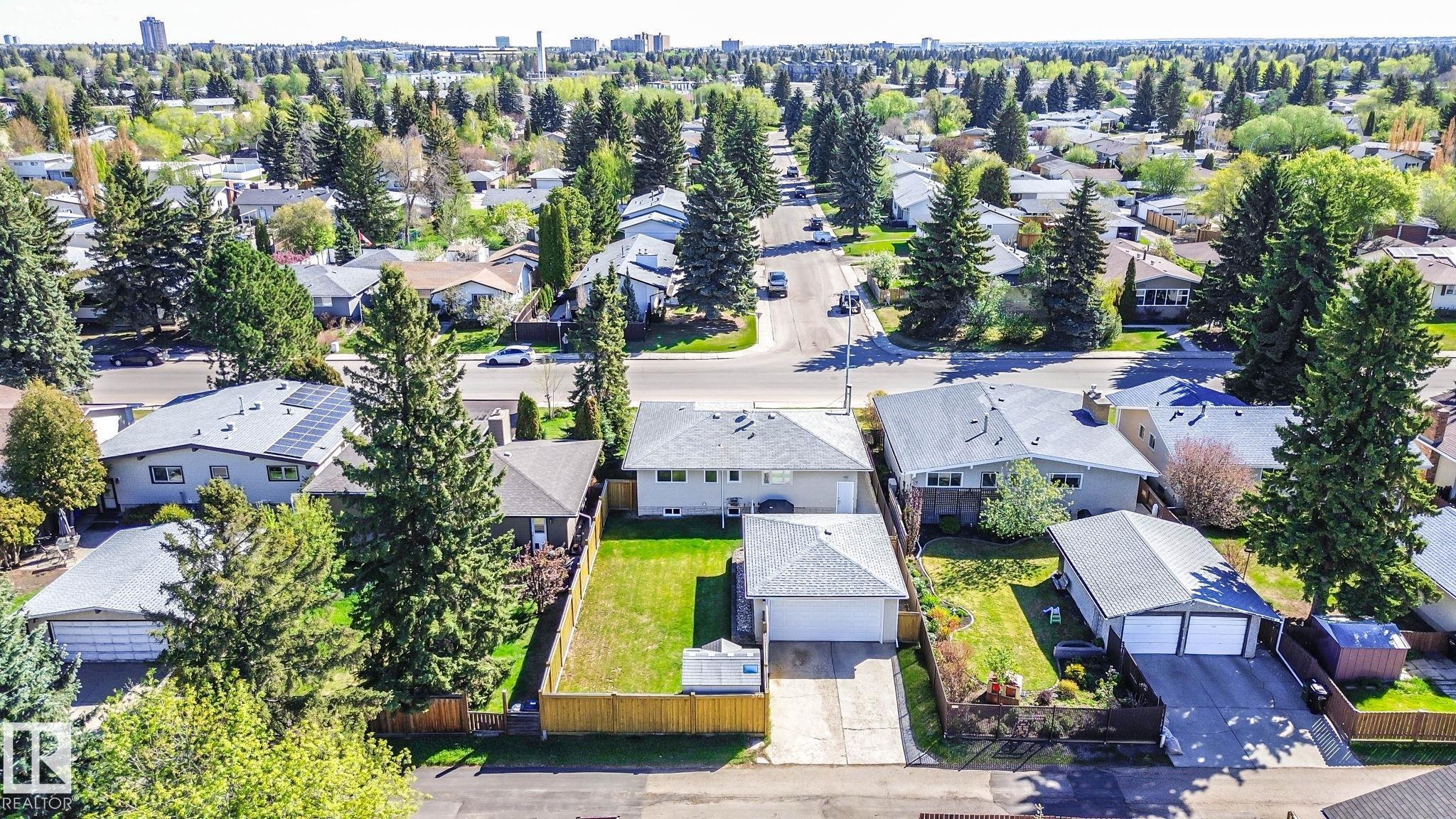 https://zimg.paragon.ice.com/ParagonImages/Property/PM/RAE/225402361/47/0/0/9061e88600a1ce4f2ab089789ba449e3/1/90b37f1af366462ca6e4ddd083aa8f36/225402361-9f88eda8-2063-44bc-a574-917633169d51.JPG