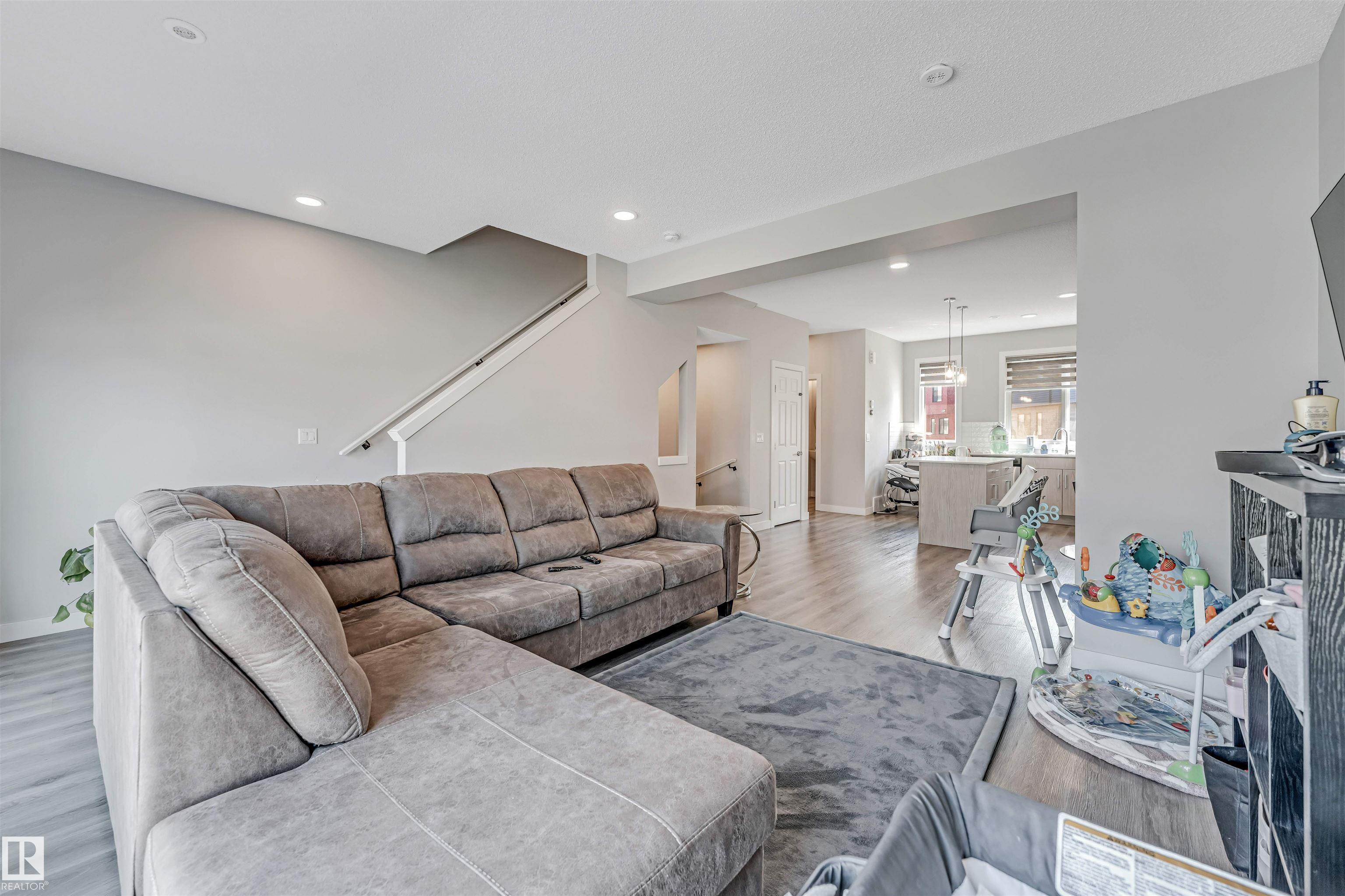 Photo 15 at 21 - 11910 35 Avenue SW, Heritage Valley Town Centre Area, Edmonton