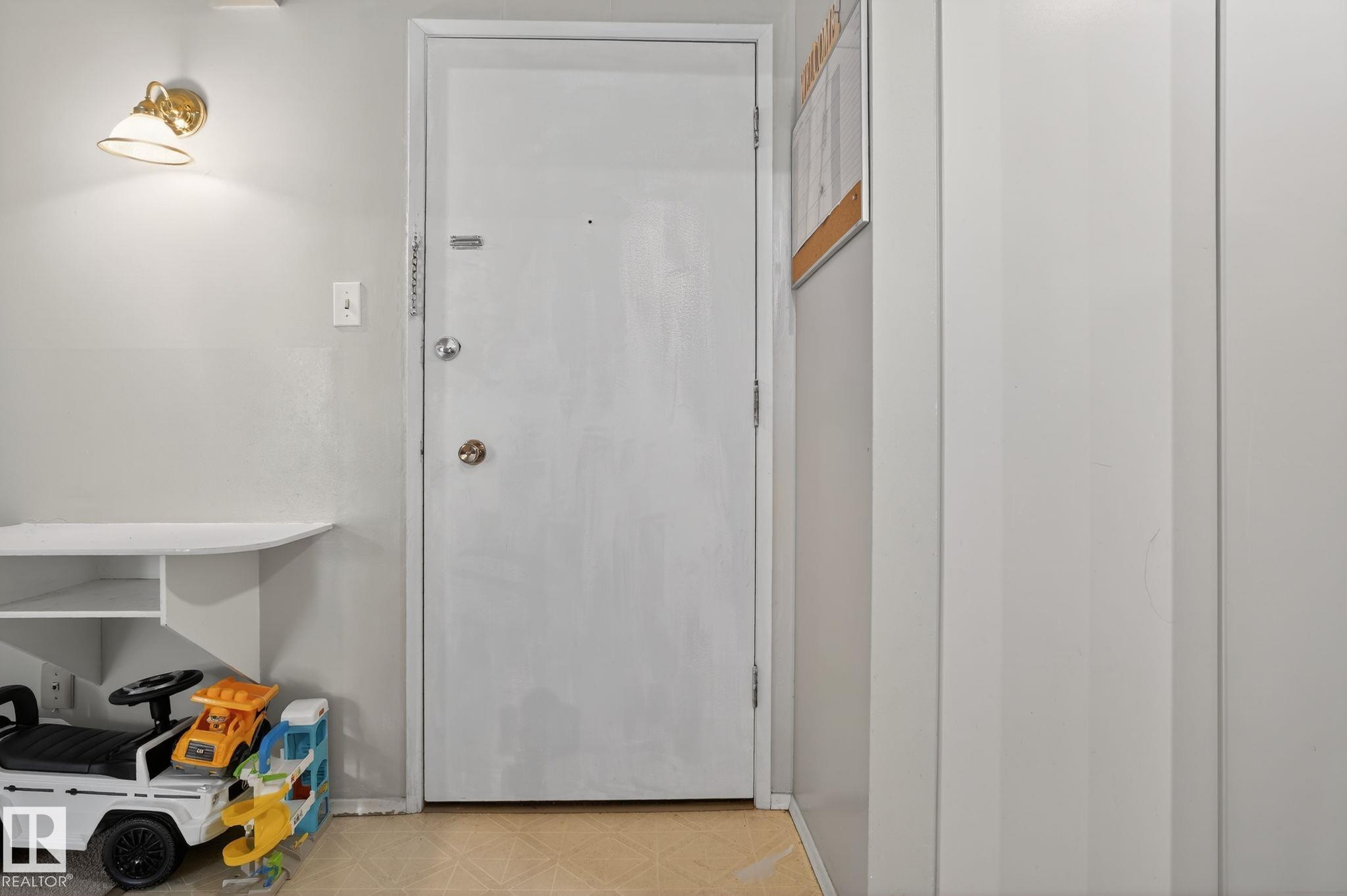 Photo 15 at 120 - 5730 Riverbend Road NW, Brander Gardens, Edmonton
