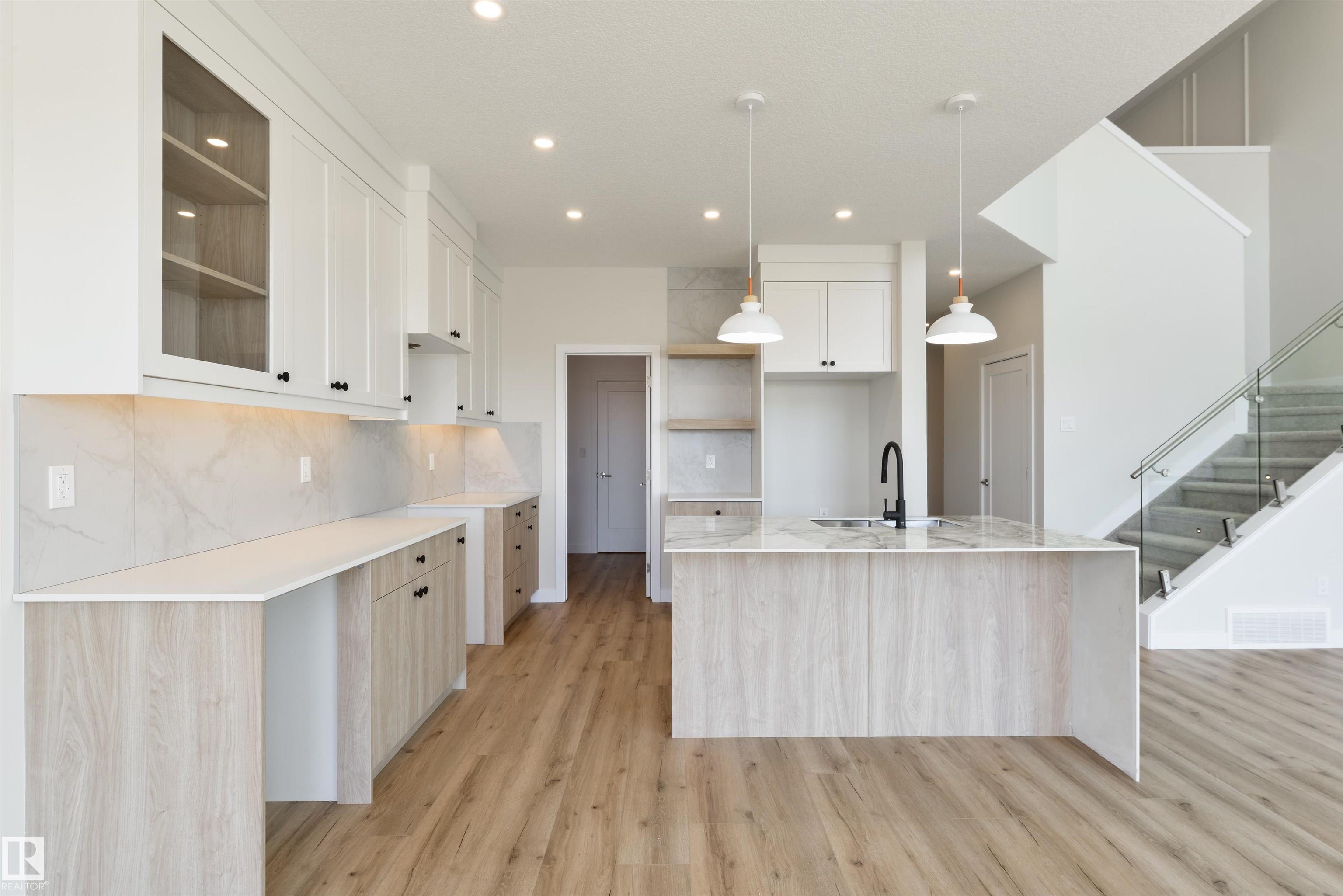 Photo 16 at 1443 Osprey crest NW, Hawks Ridge, Edmonton