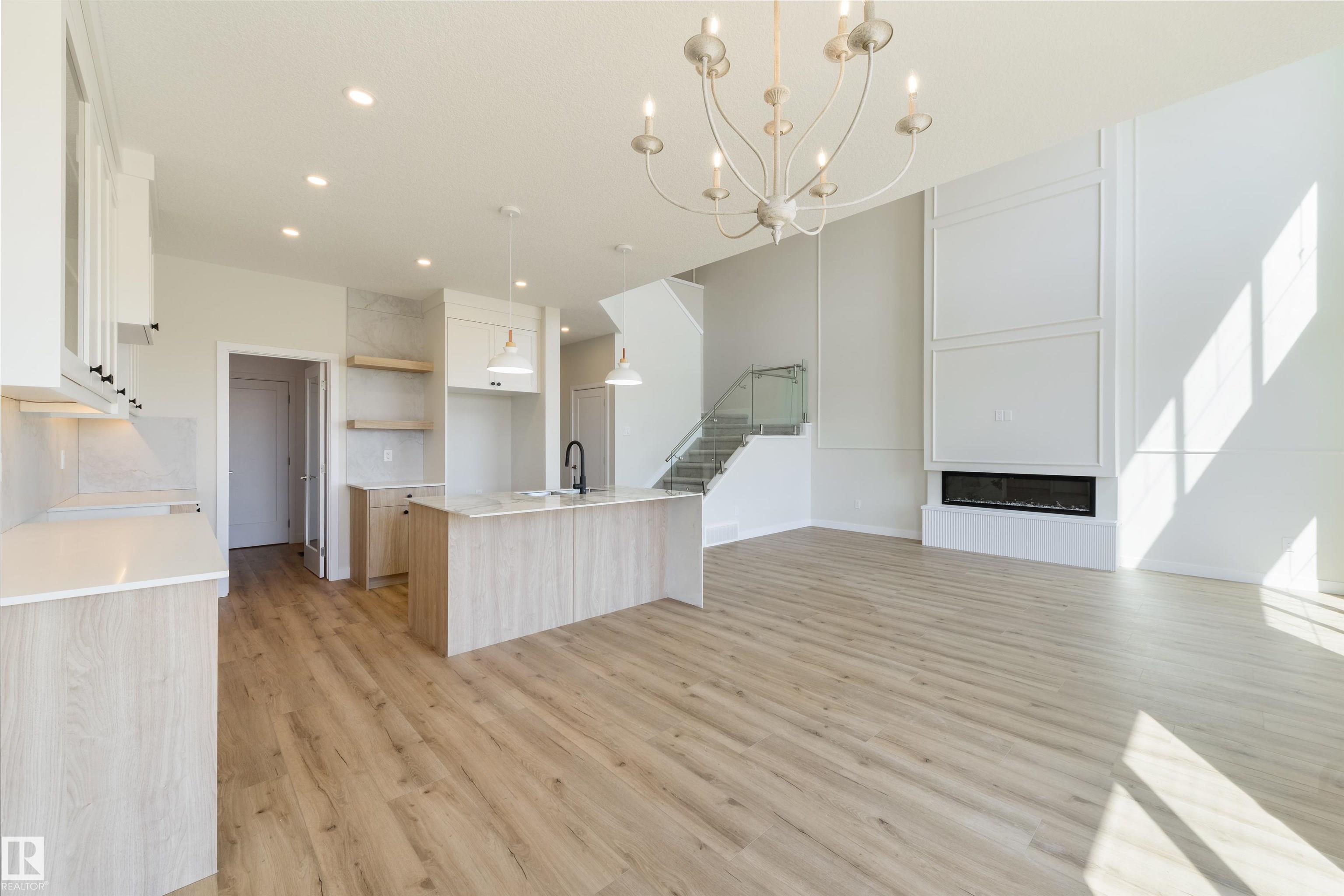 Photo 17 at 1443 Osprey crest NW, Hawks Ridge, Edmonton