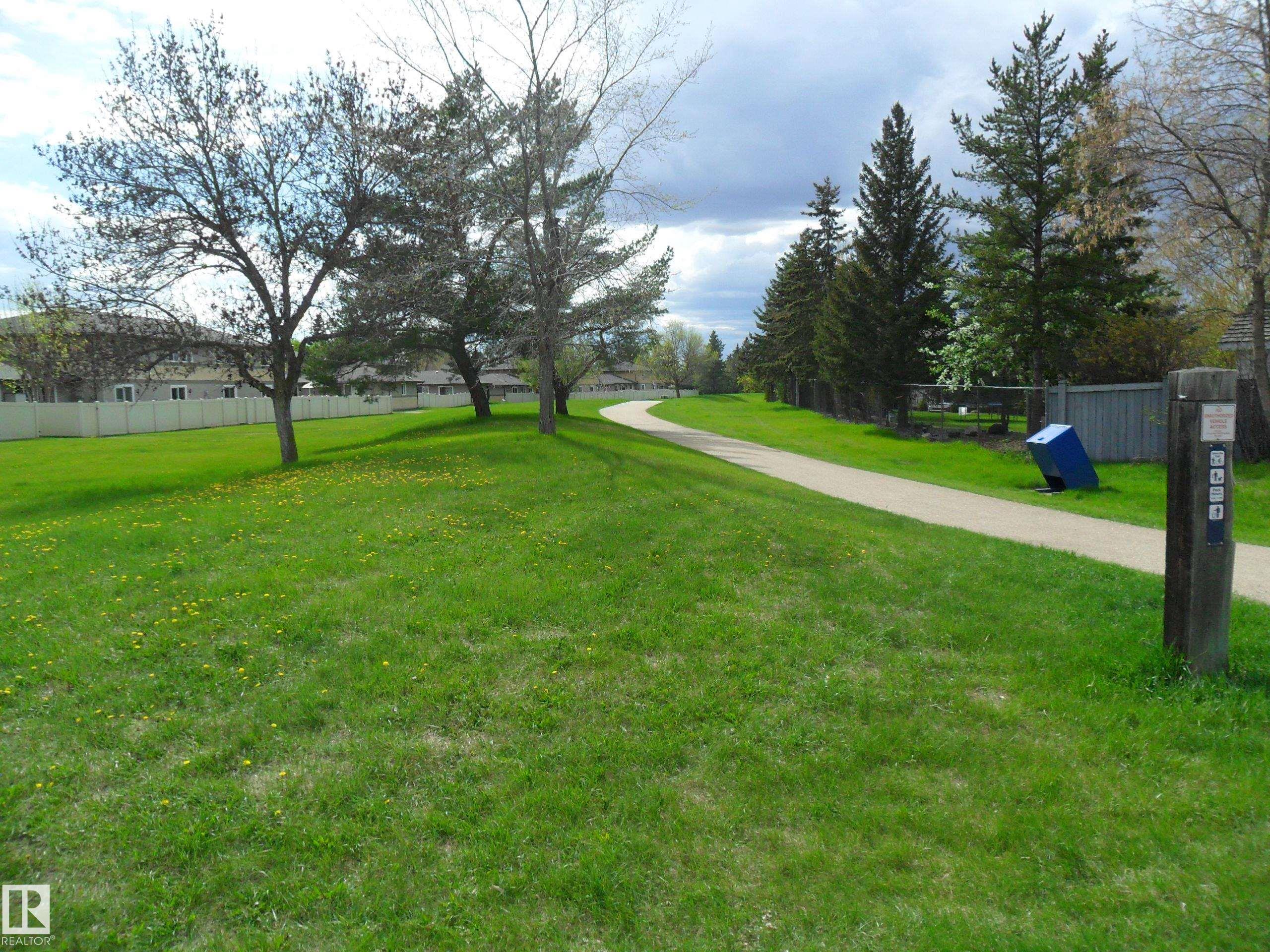 Photo 17 at 66 - 8930 99 Avenue, Pineview Fort Sask., Fort Saskatchewan