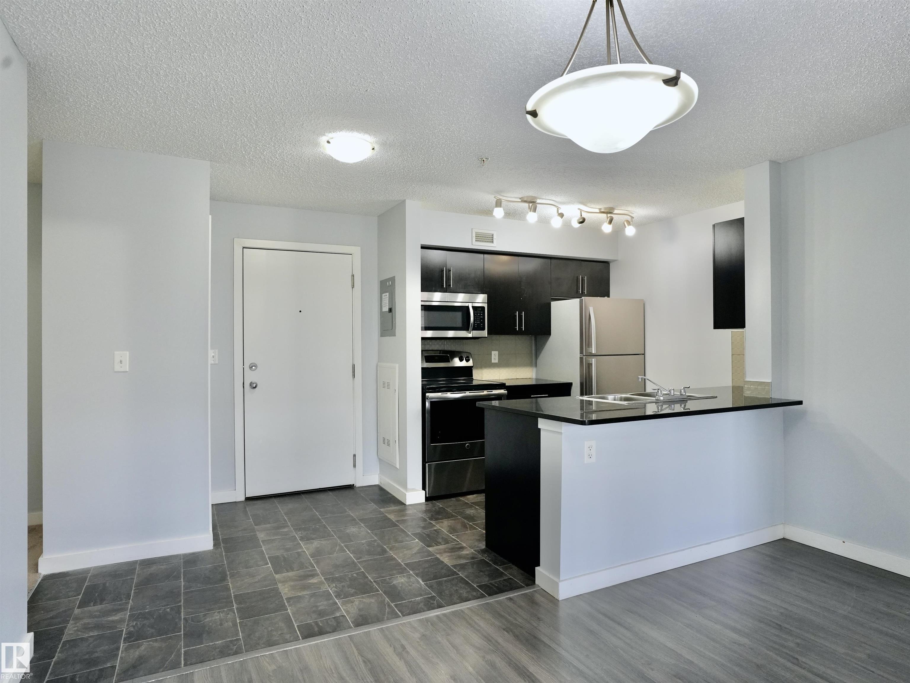 320 - 5816 Mullen Place NW, MacTaggart, Edmonton