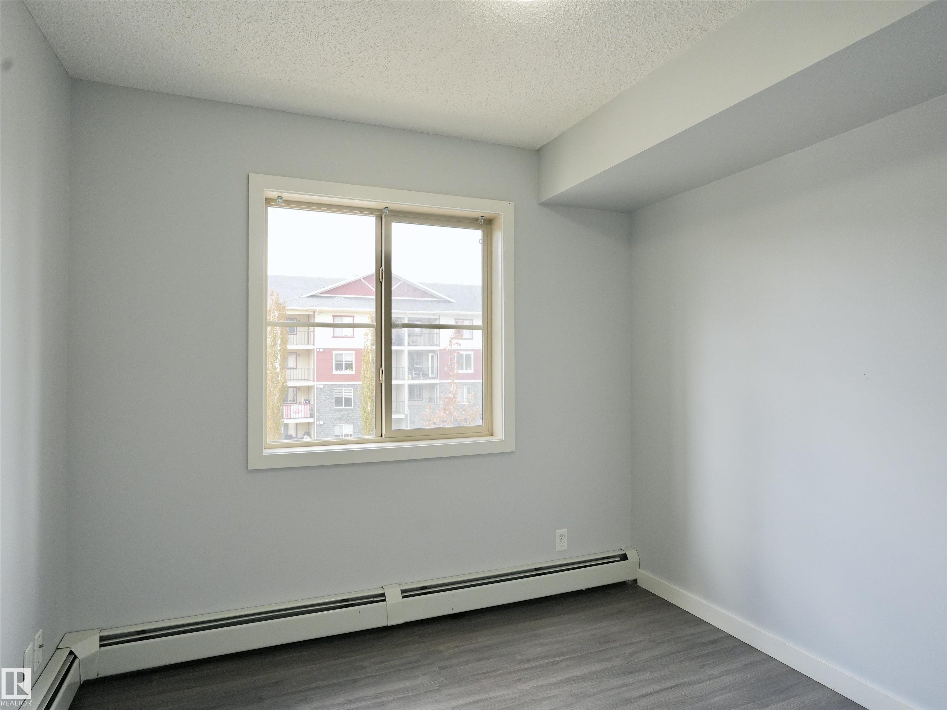 Photo 12 at 320 - 5816 Mullen Place NW, MacTaggart, Edmonton