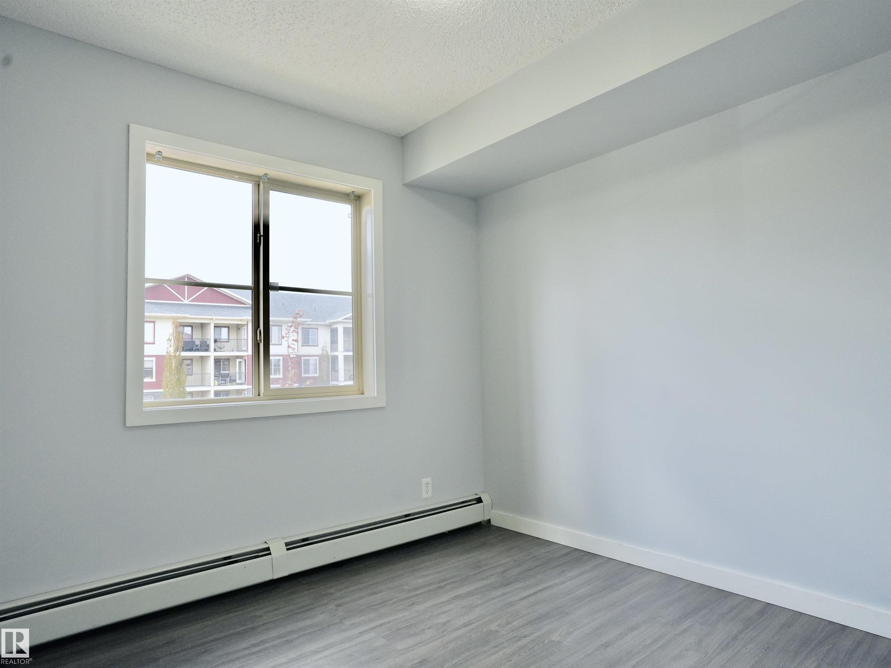 Photo 9 at 320 - 5816 Mullen Place NW, MacTaggart, Edmonton