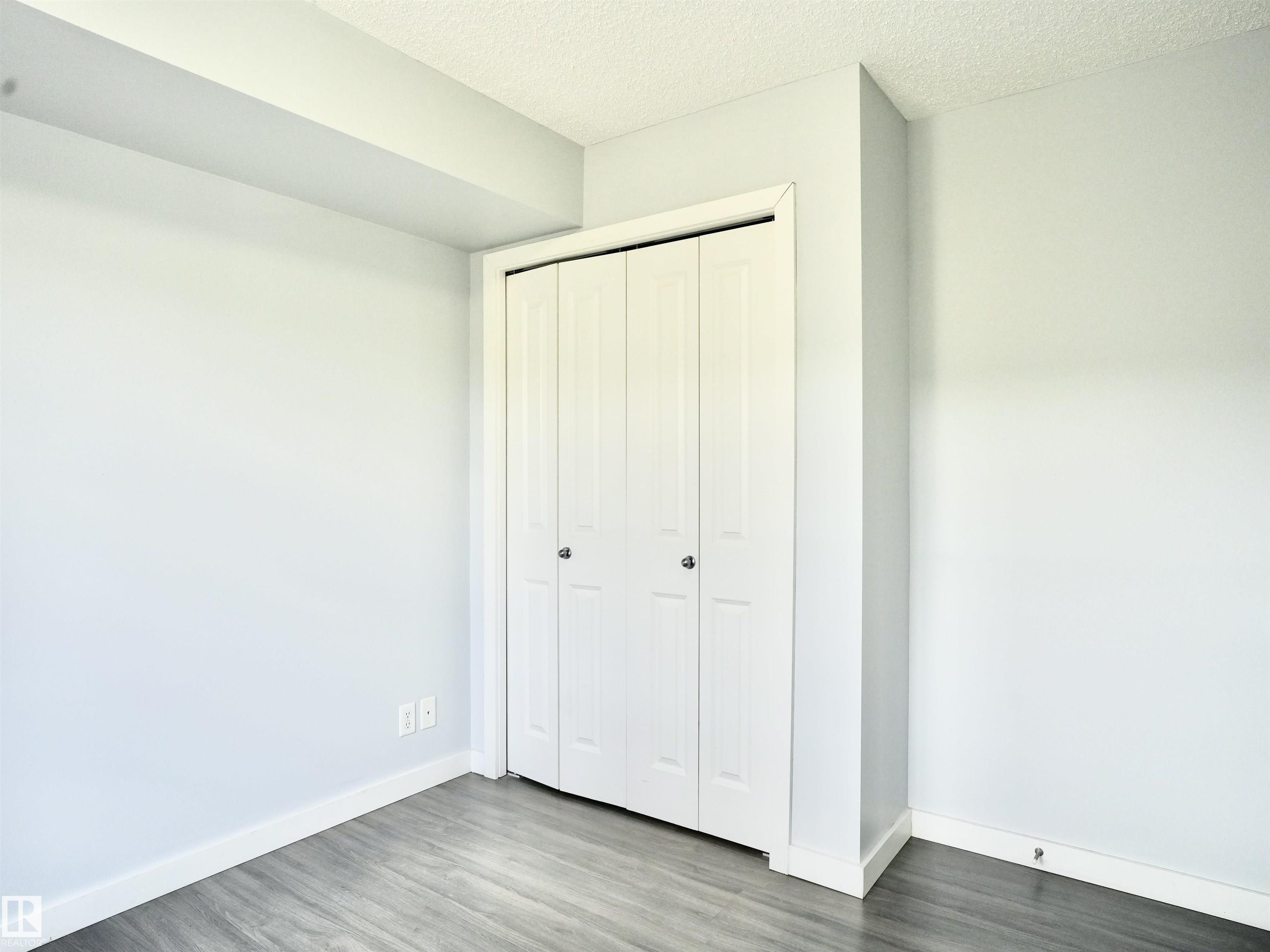 Photo 10 at 320 - 5816 Mullen Place NW, MacTaggart, Edmonton