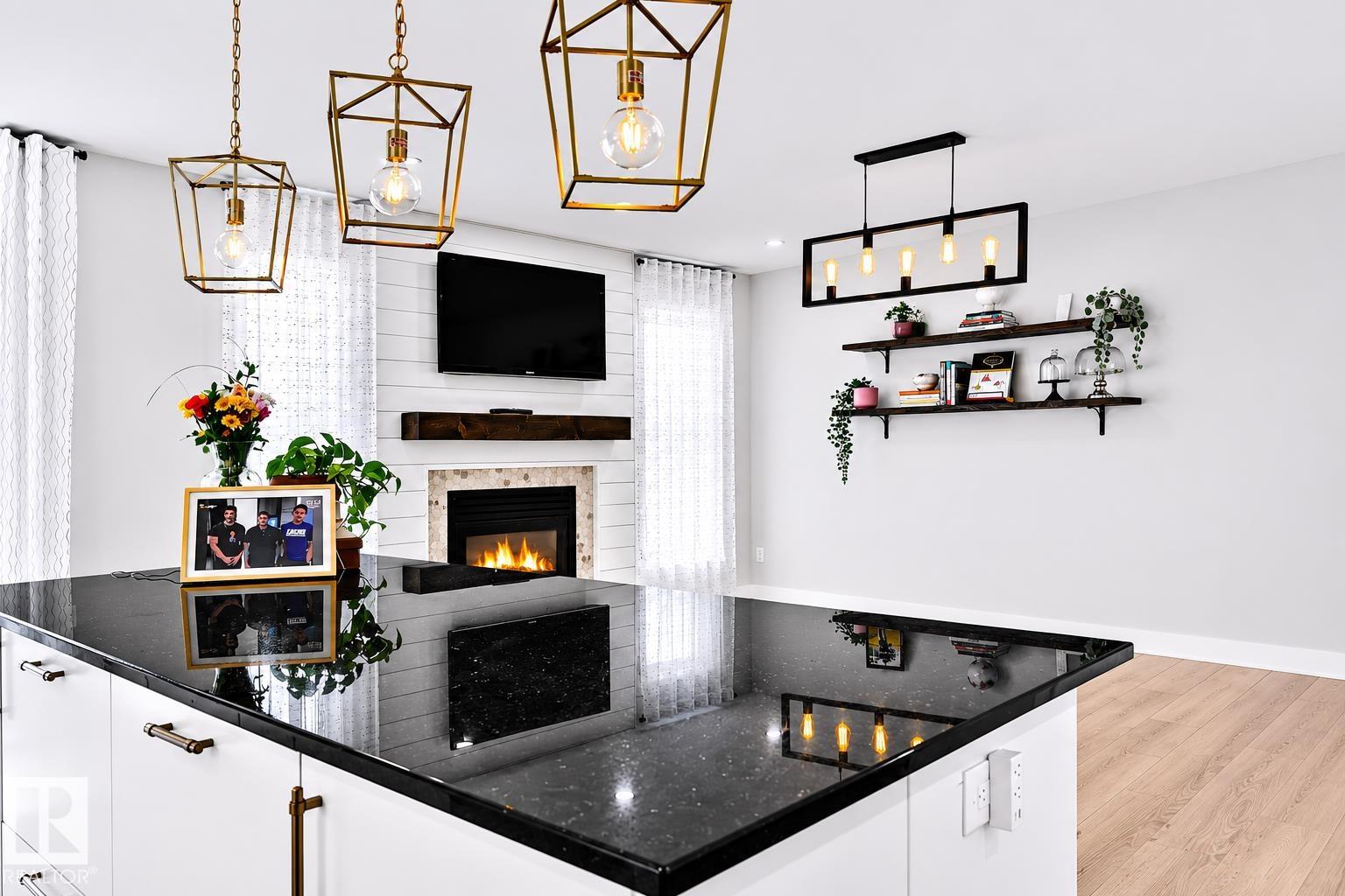 https://zimg.paragon.ice.com/ParagonImages/Property/PM/RAE/225402369/14/0/0/48444fee27f149f3bdb629faa43915eb/1/1c9eb4c7027f8e154e86e3f5b7abcfb7/225402369-86ba7d43-ce8f-4745-9eda-1b922237ac54.JPG