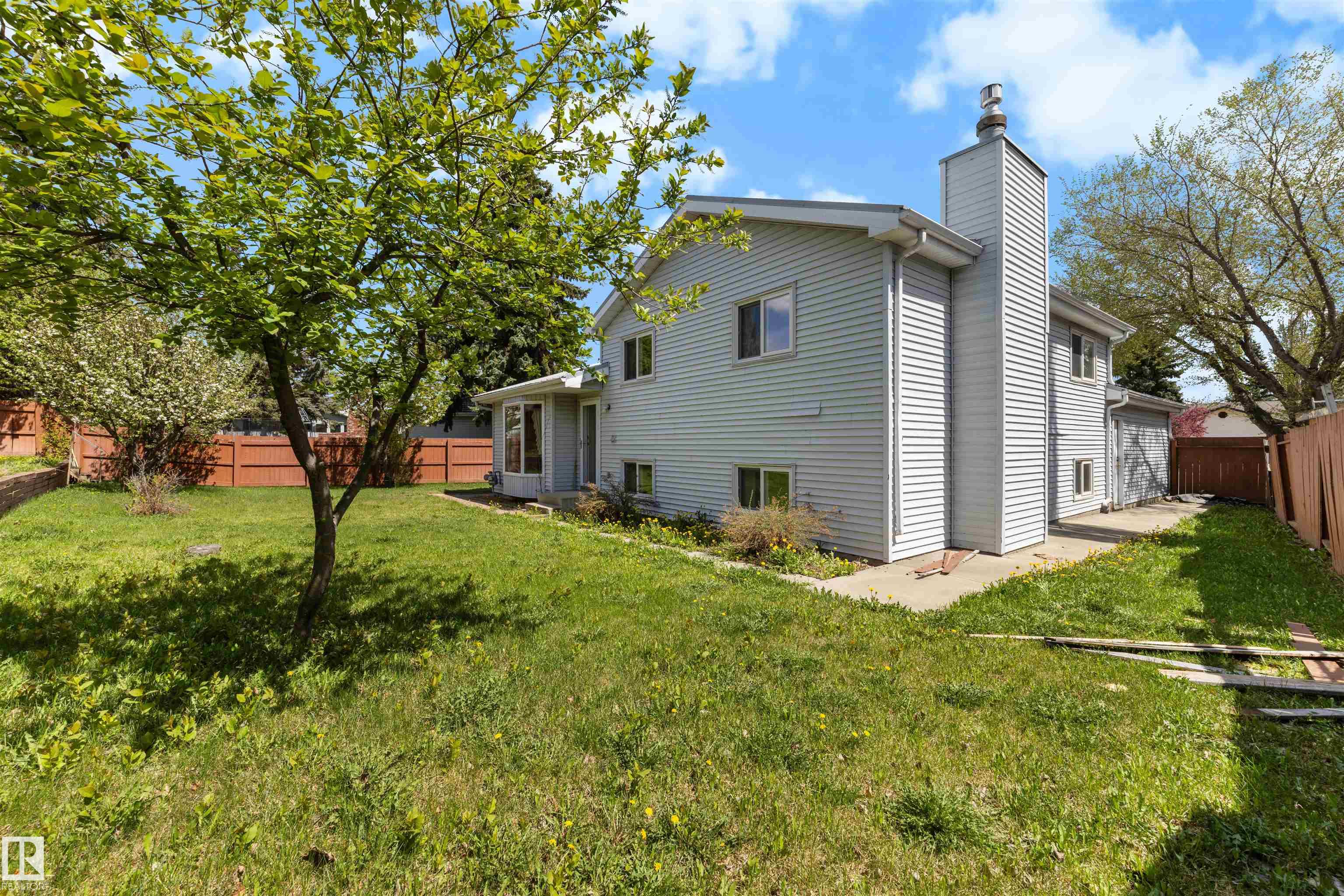 https://zimg.paragon.ice.com/ParagonImages/Property/PM/RAE/225402371/25/0/0/cebf0c6e2d3de7a75e46854a4dc8ad3e/1/f793a46378141ef2417c3125a8c7f0eb/225402371-25454da6-64f9-4f9e-a2b0-21073a4b234b.JPG