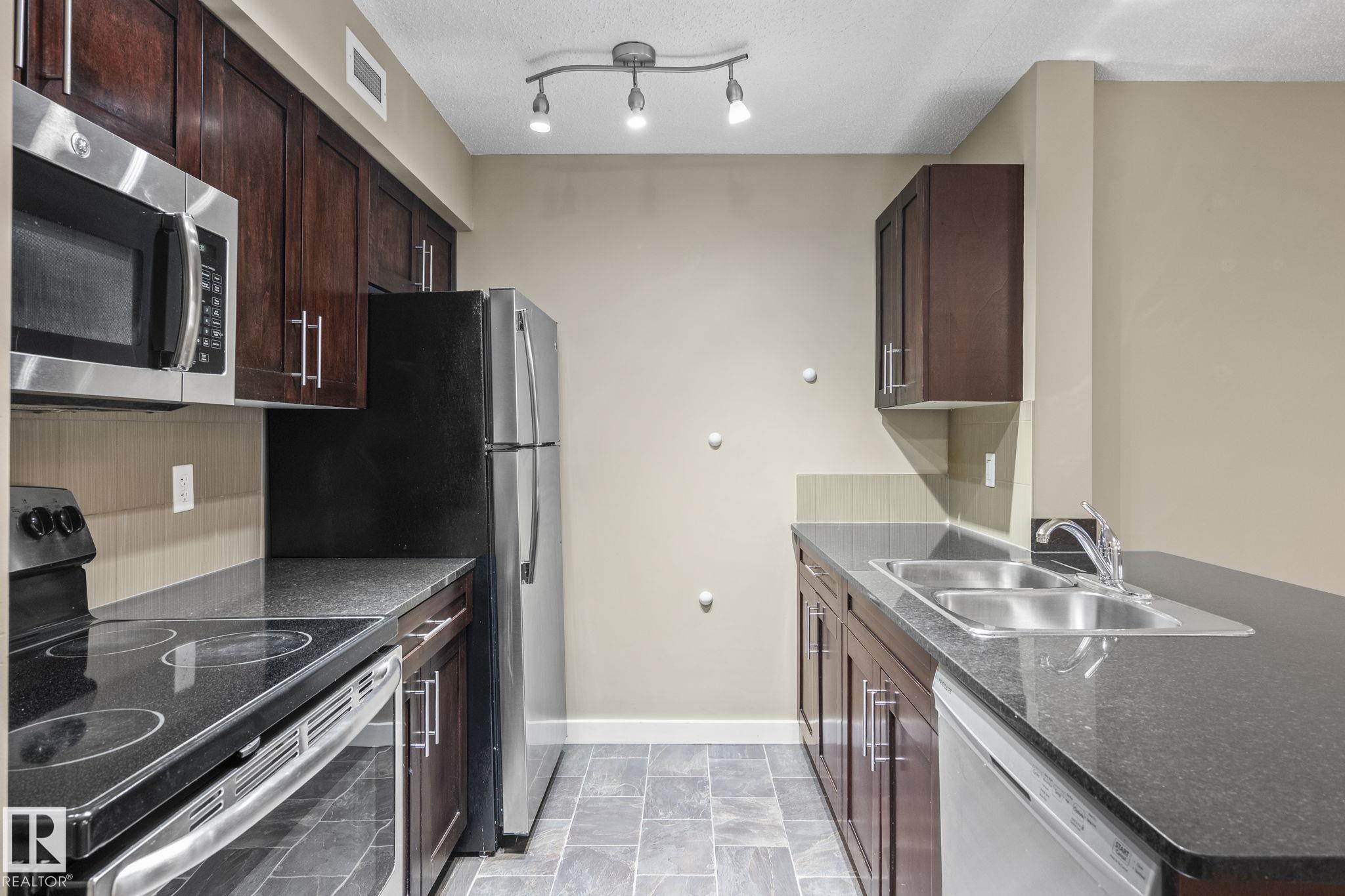 Picture for CIR Realty