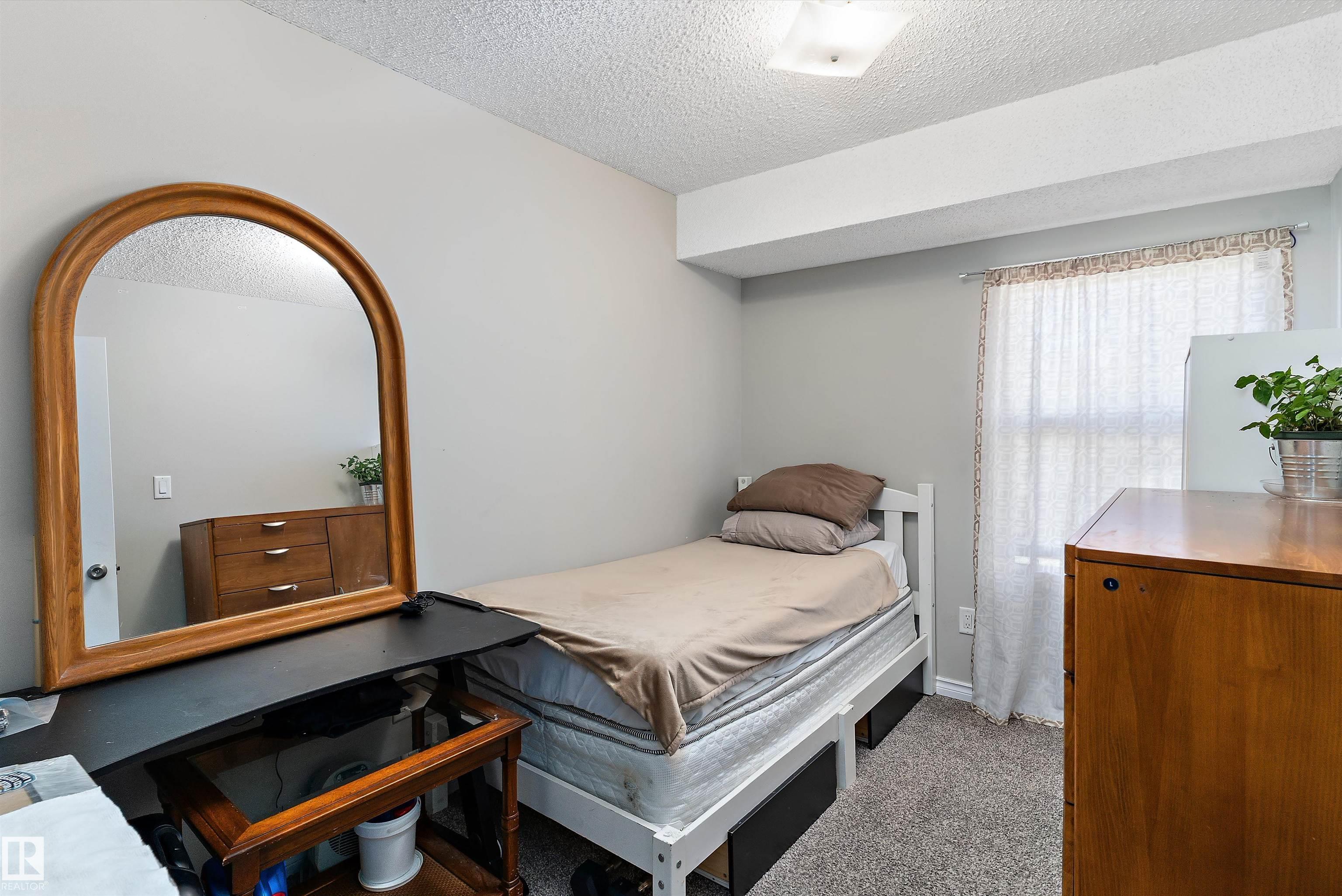 Photo 8 at 6617 180 Street NW, Ormsby Place, Edmonton
