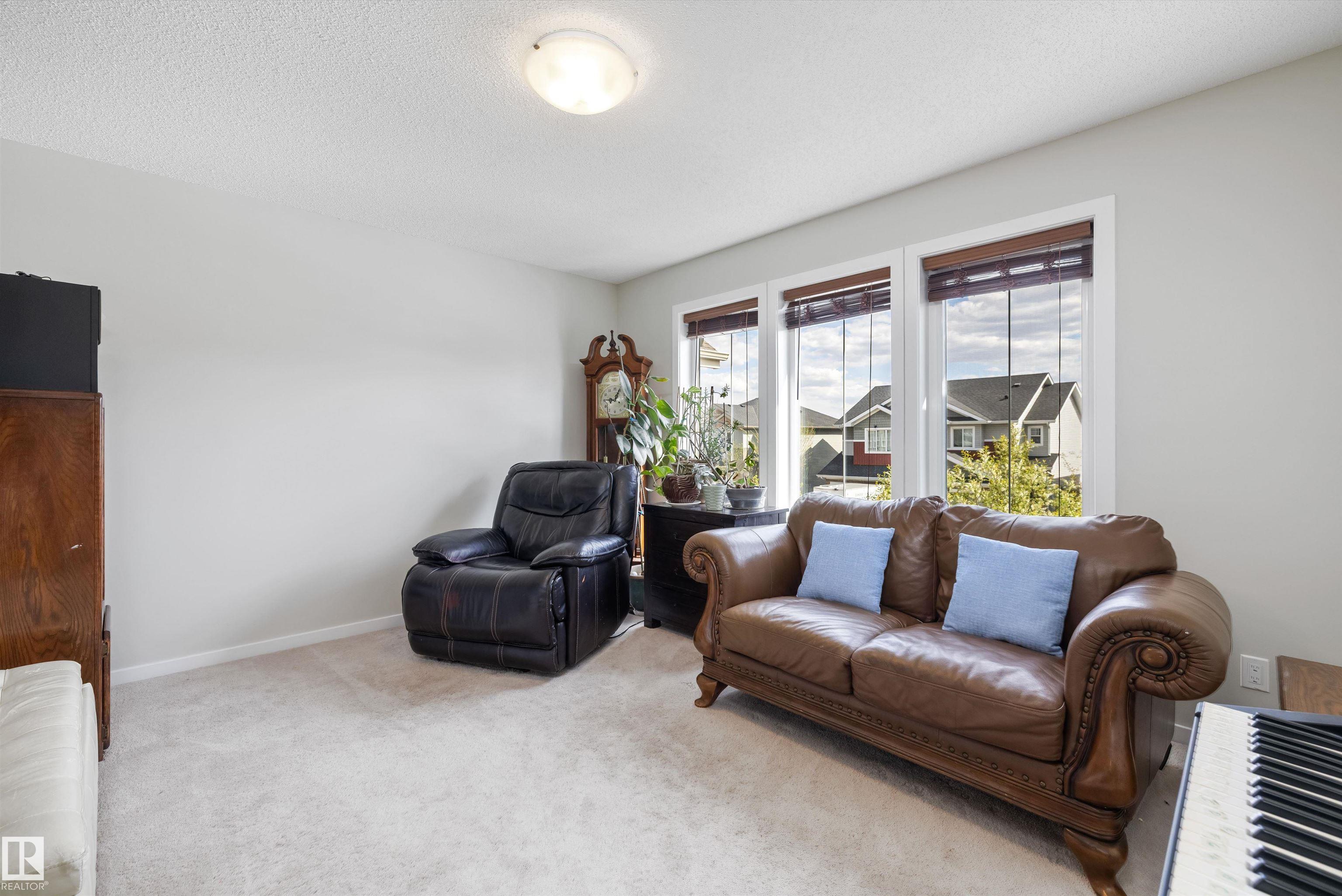 https://zimg.paragon.ice.com/ParagonImages/Property/PM/RAE/225402379/30/0/0/0af40cfb41f461ff5c3483f2e809550f/1/7d9a1e2213d2709e243a138fd504ee0c/225402379-2583c368-c3fd-4a1c-8594-9cbd7e520cf0.JPG