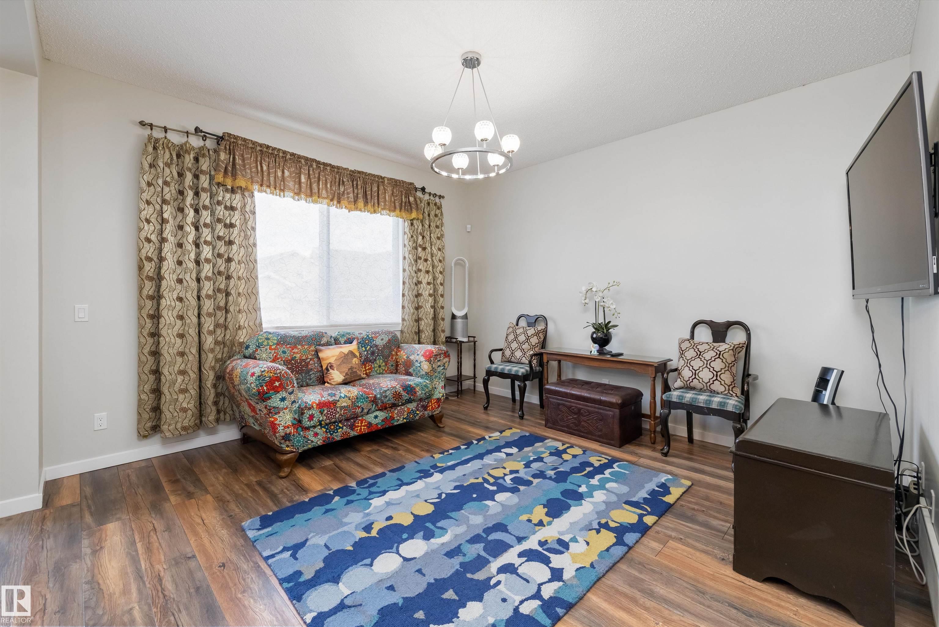 https://zimg.paragon.ice.com/ParagonImages/Property/PM/RAE/225402379/9/0/0/bee6594b31e5312ace6c39384f99dc17/1/7d9a1e2213d2709e243a138fd504ee0c/225402379-f4904c93-9df4-491a-b3ac-9dcad0a7257c.JPG