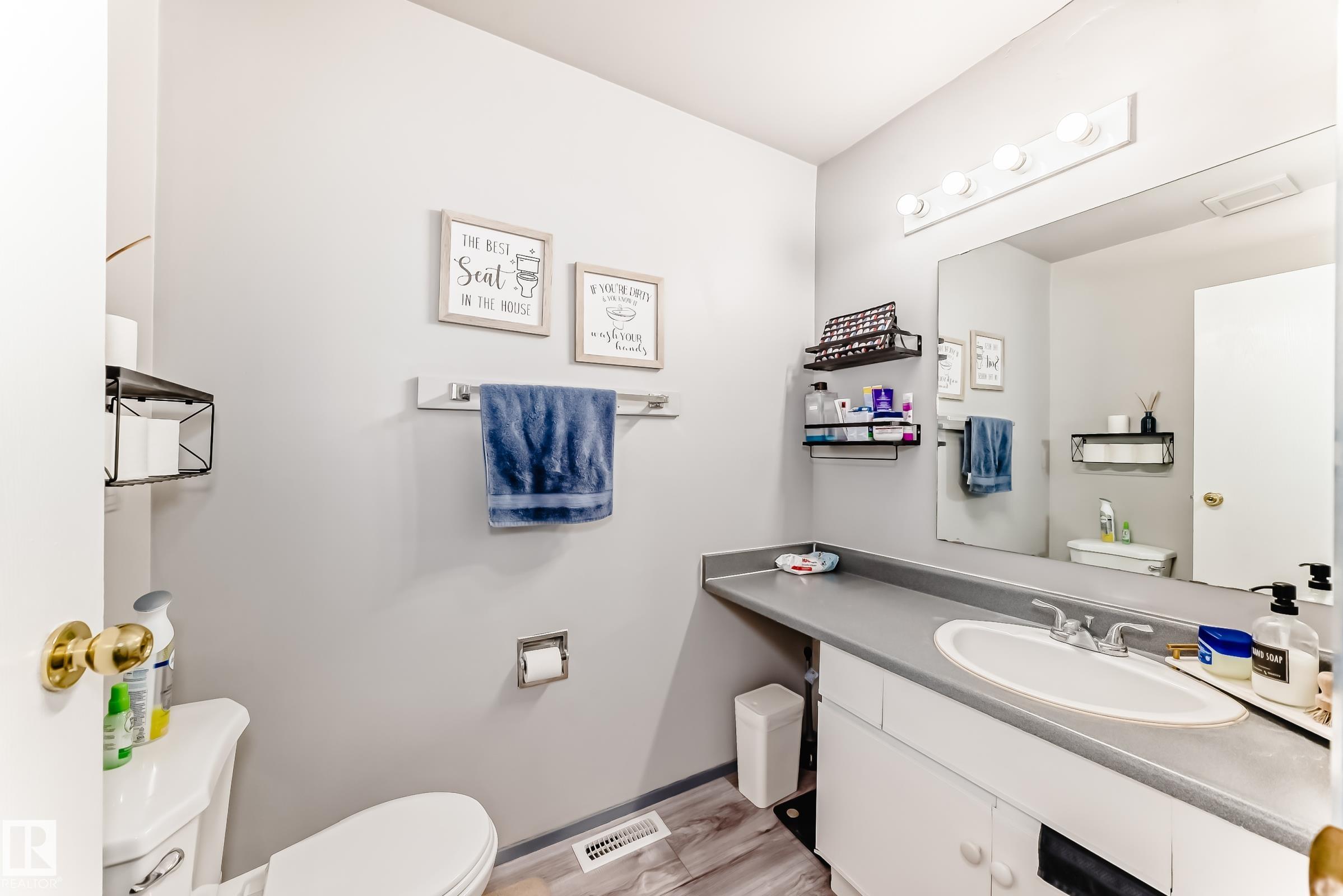 Photo 11 at 214A Warwick Road NW, Dunluce, Edmonton