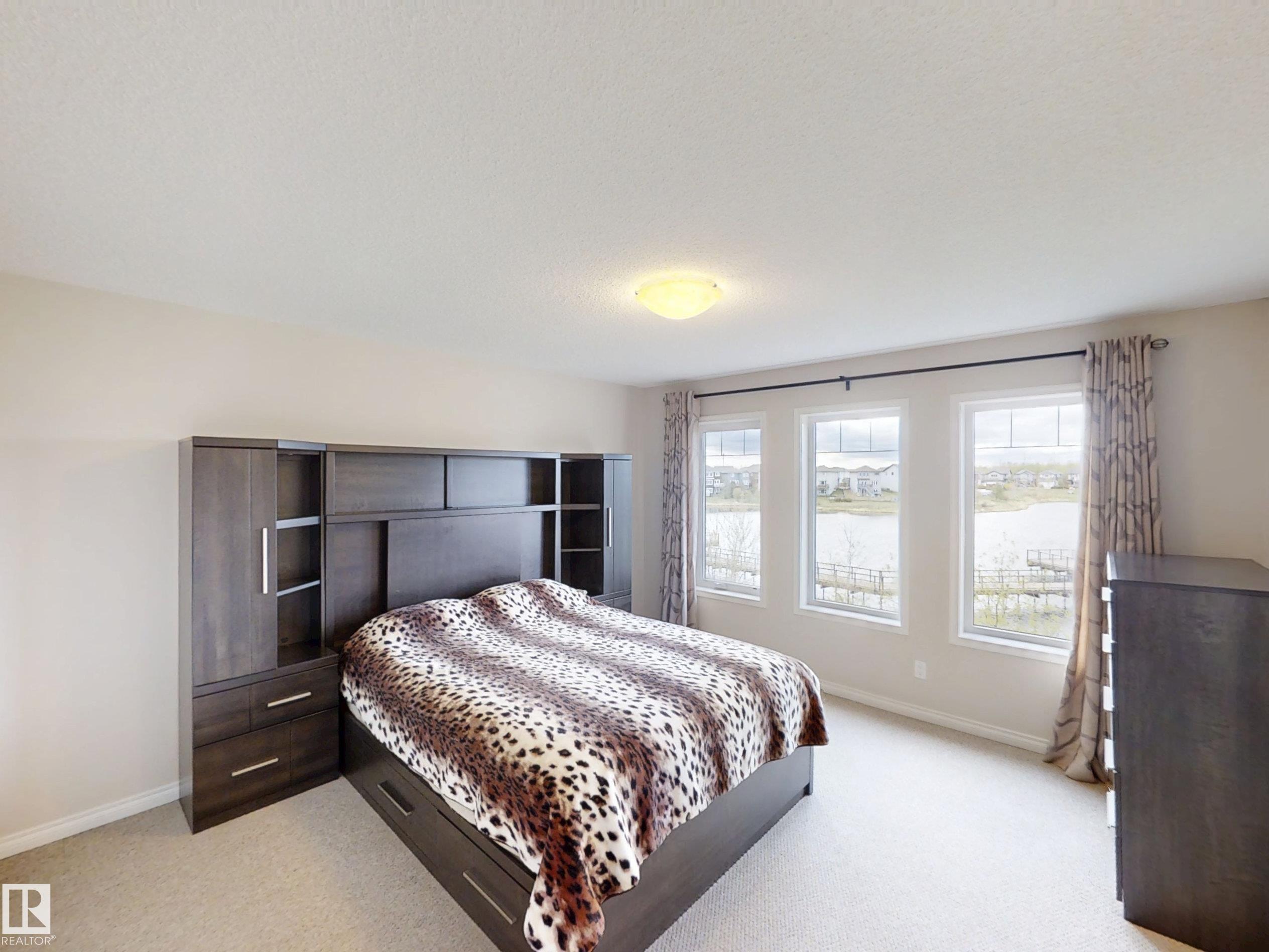 https://zimg.paragon.ice.com/ParagonImages/Property/PM/RAE/225402394/21/0/0/f376afa2dccd5c6e0c736f444f6f3dd5/1/4b4e15561d254358bbbcd89959bf187d/225402394-5bacded1-bd4c-4a00-84b9-ccb7d7830e06.JPG