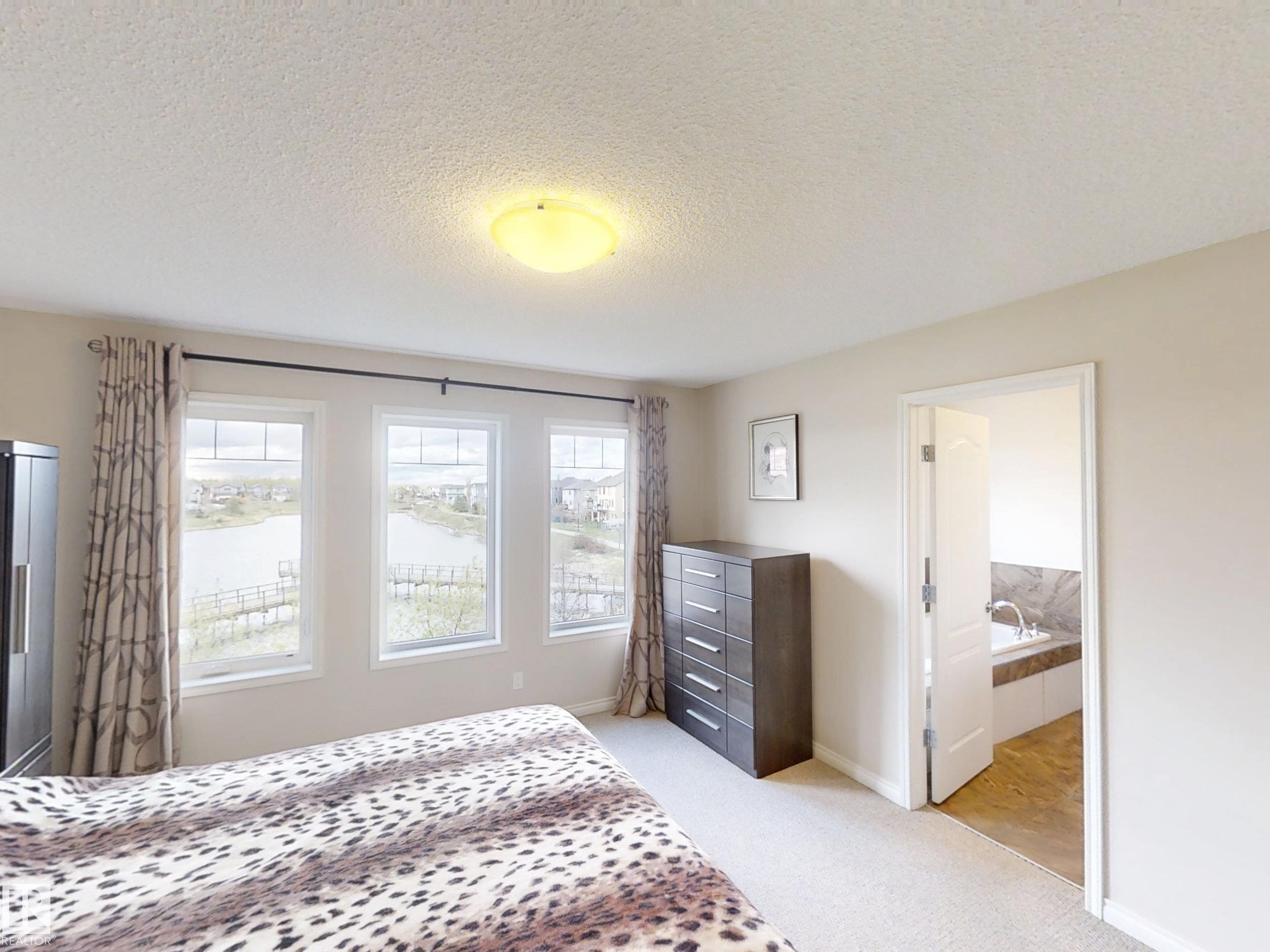https://zimg.paragon.ice.com/ParagonImages/Property/PM/RAE/225402394/22/0/0/e9f132758c2fd492f32d875eb2b77a7e/1/4b4e15561d254358bbbcd89959bf187d/225402394-8db7484c-e97c-4a63-be0b-cb5626cc85ad.JPG
