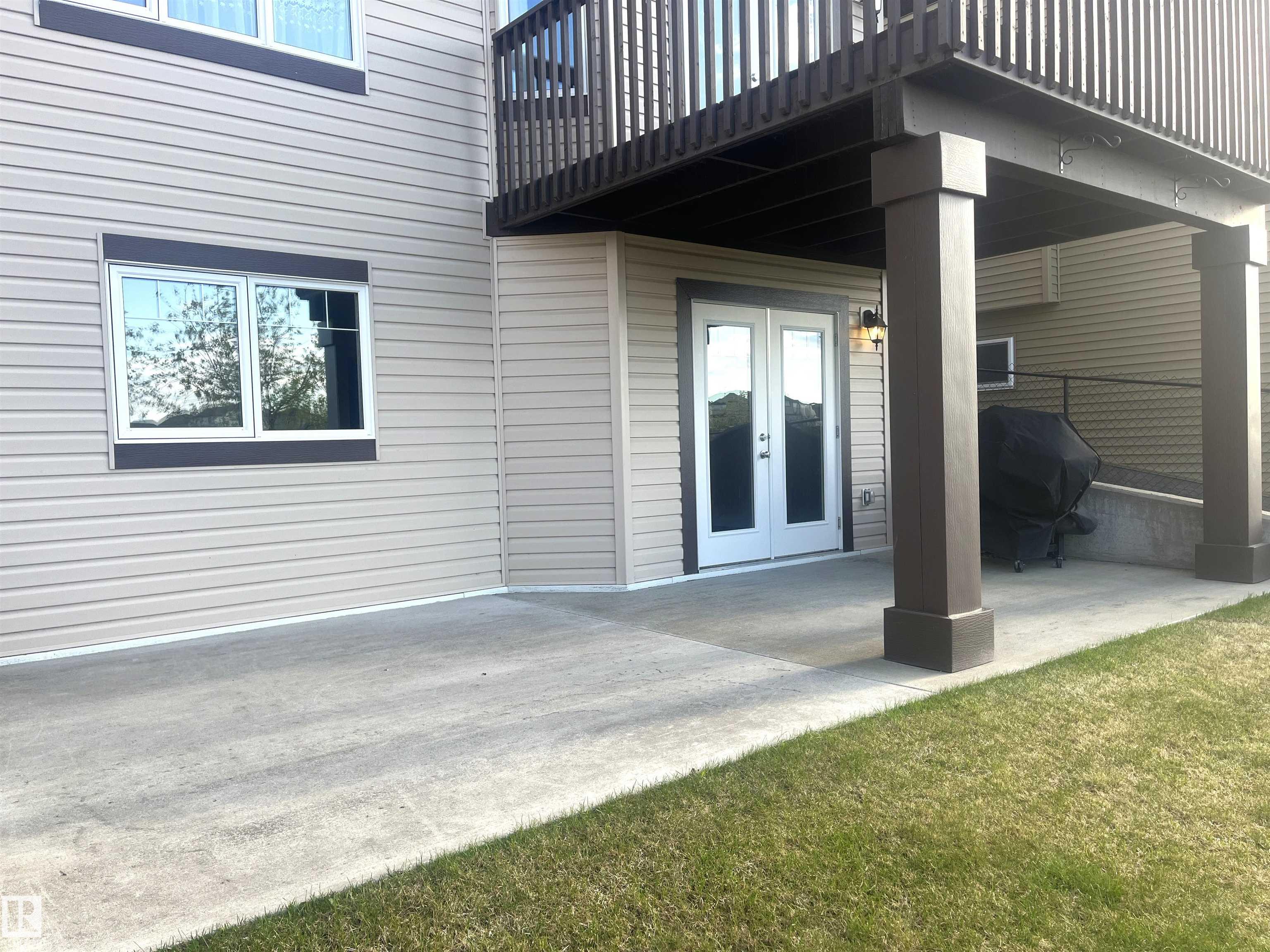 https://zimg.paragon.ice.com/ParagonImages/Property/PM/RAE/225402394/38/0/0/2ba61c7d289a220954bf9f6126edb981/1/4b4e15561d254358bbbcd89959bf187d/225402394-8545c5a7-b37b-4a43-aa7f-87964758b005.JPG
