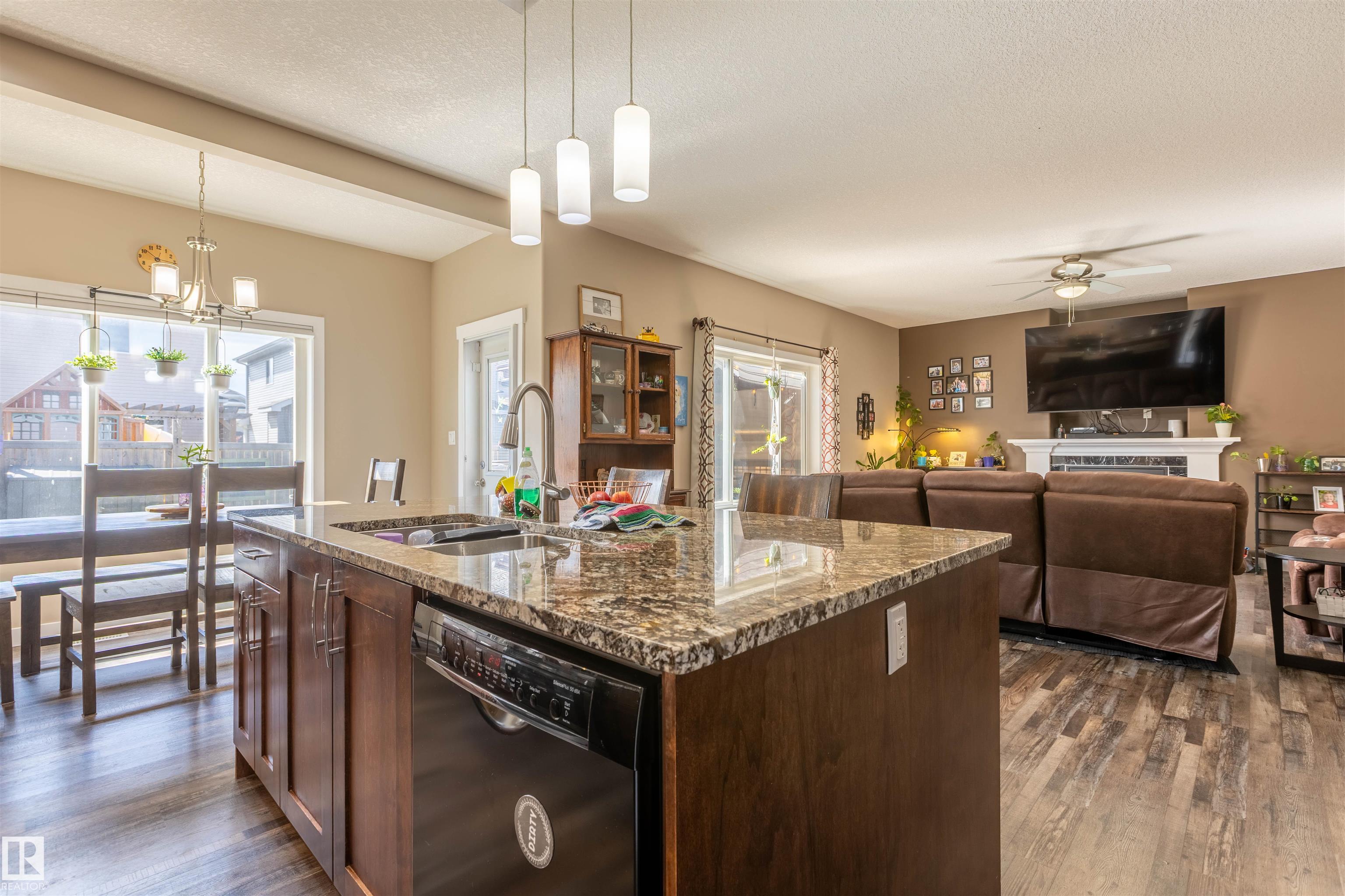 Photo 13 at 8907 97a Avenue, Morinville