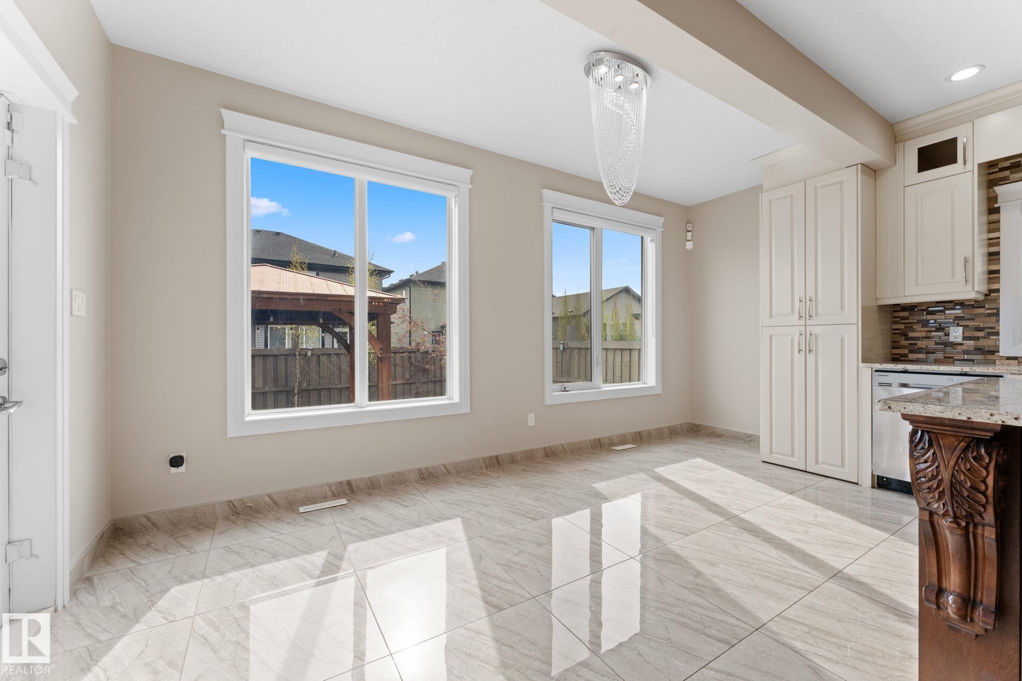 https://zimg.paragon.ice.com/ParagonImages/Property/PM/RAE/225402403/19/0/0/3ab02ee4afd957469a6405a159f68da0/1/412b14fd31b268f60be6d339b2552d7e/225402403-d84fff14-e329-471b-bf1d-7bc3d3981962.JPG