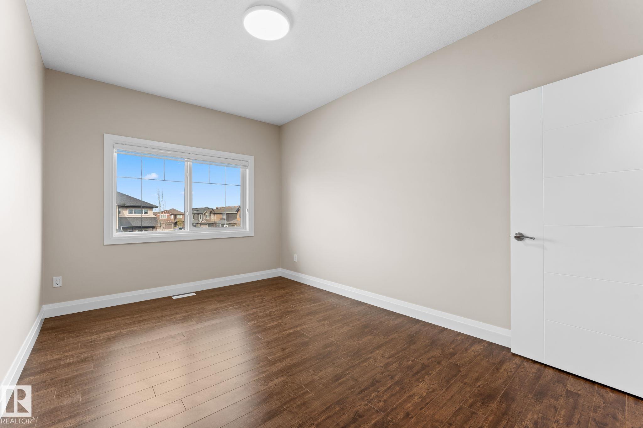 https://zimg.paragon.ice.com/ParagonImages/Property/PM/RAE/225402403/32/0/0/c4f16ae24e5c4951559d578ada97bd9d/1/412b14fd31b268f60be6d339b2552d7e/225402403-3030f6e0-3852-479e-b70f-340d7fc3e8d3.JPG