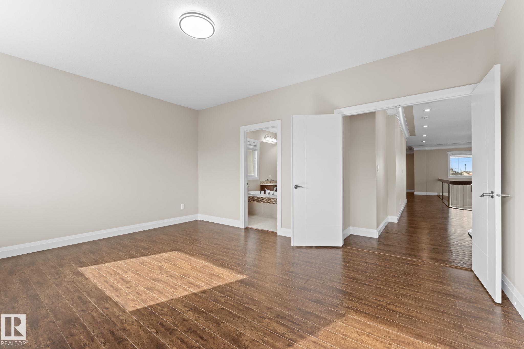 https://zimg.paragon.ice.com/ParagonImages/Property/PM/RAE/225402403/39/0/0/7b5424ca5ebc8fad61016ce1f86e47cf/1/412b14fd31b268f60be6d339b2552d7e/225402403-b020a6a4-0dcf-4eb3-97ca-4a13500111d2.JPG