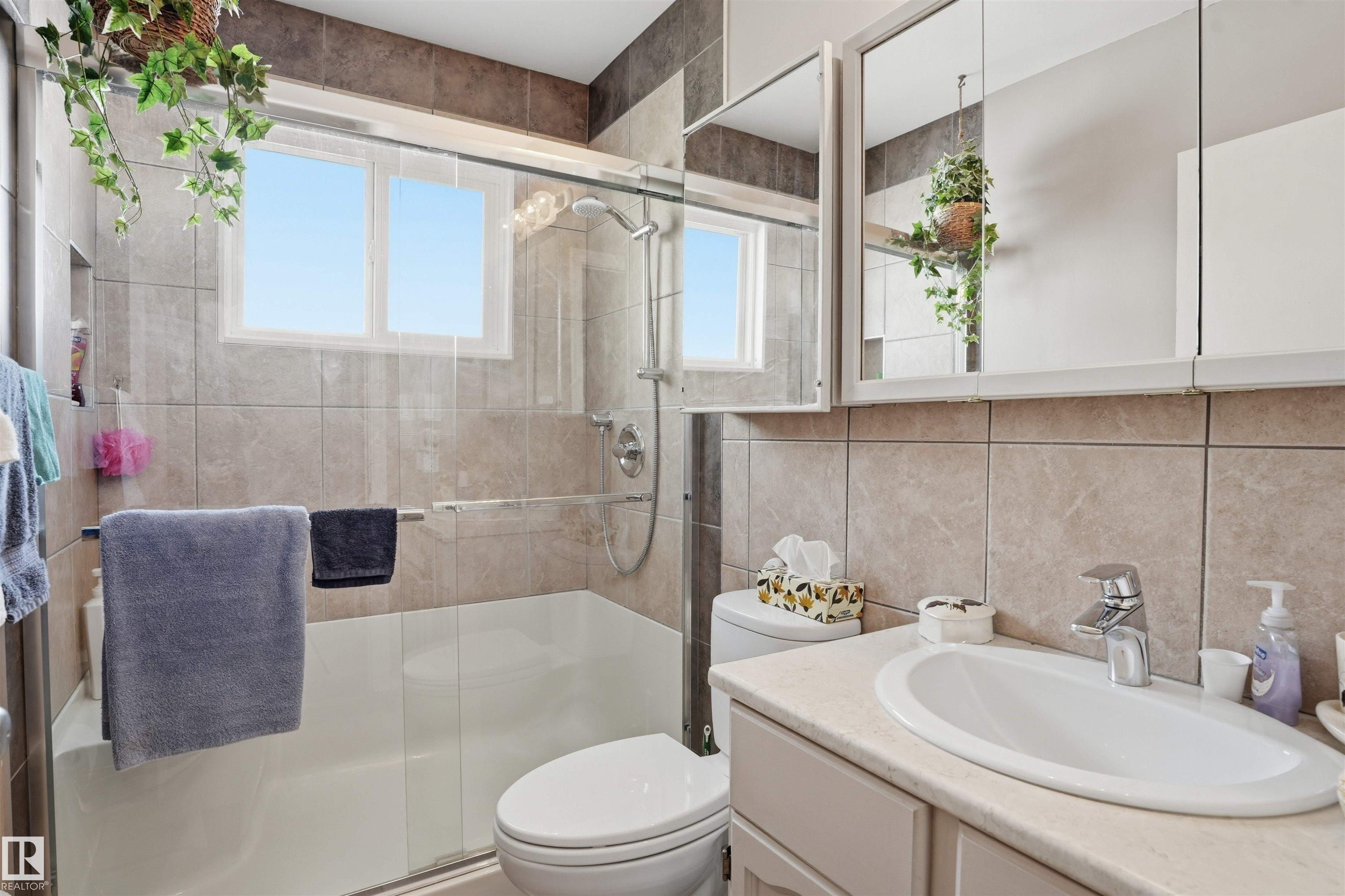 Photo 13 at 10943 149 Street NW, McQueen, Edmonton