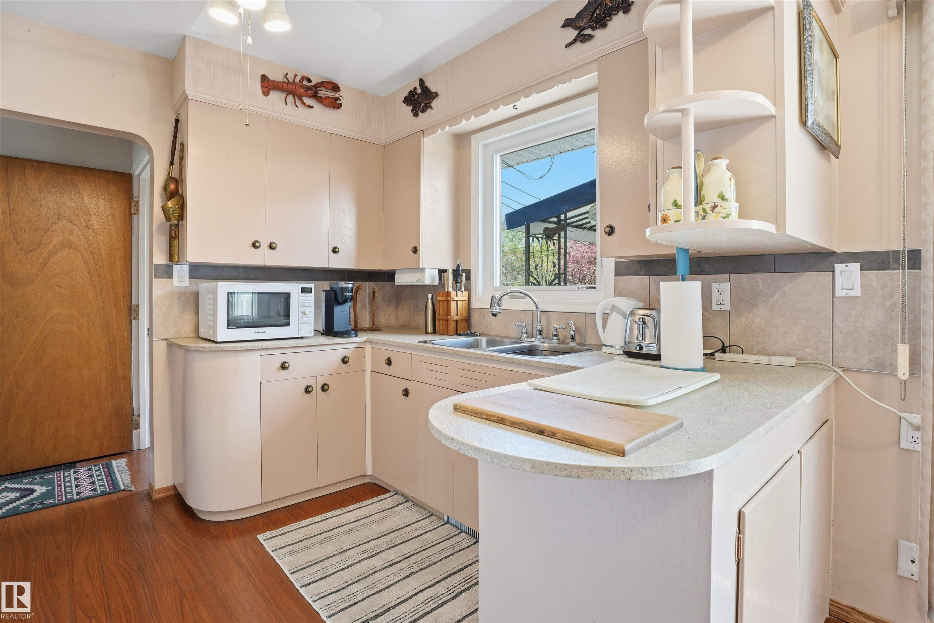 Photo 10 at 10943 149 Street NW, McQueen, Edmonton